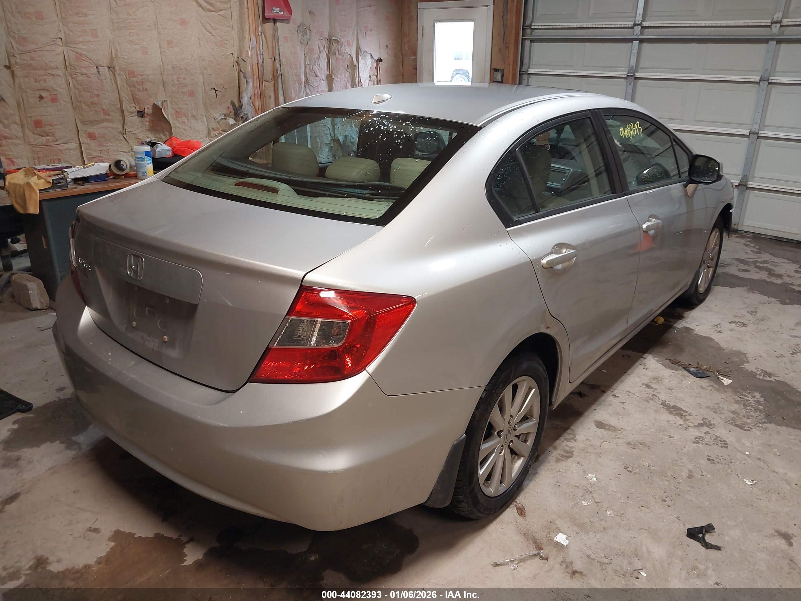 HONDA CIVIC image 4