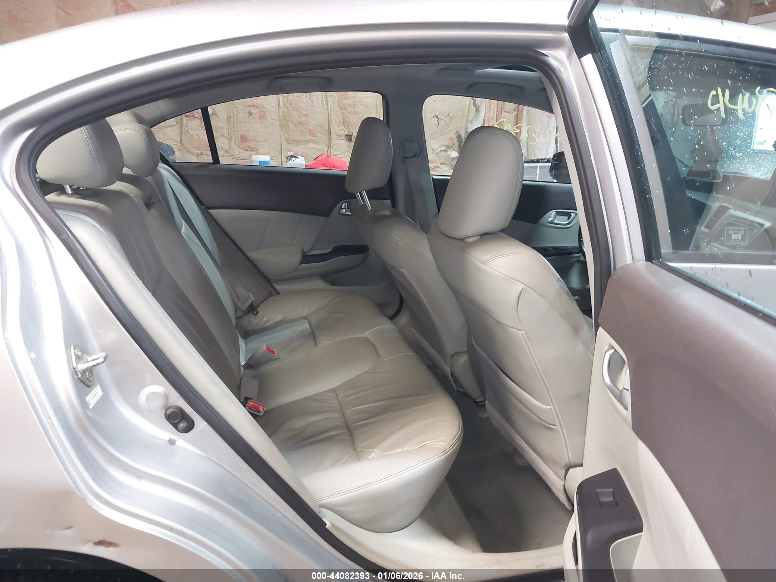 HONDA CIVIC image 8