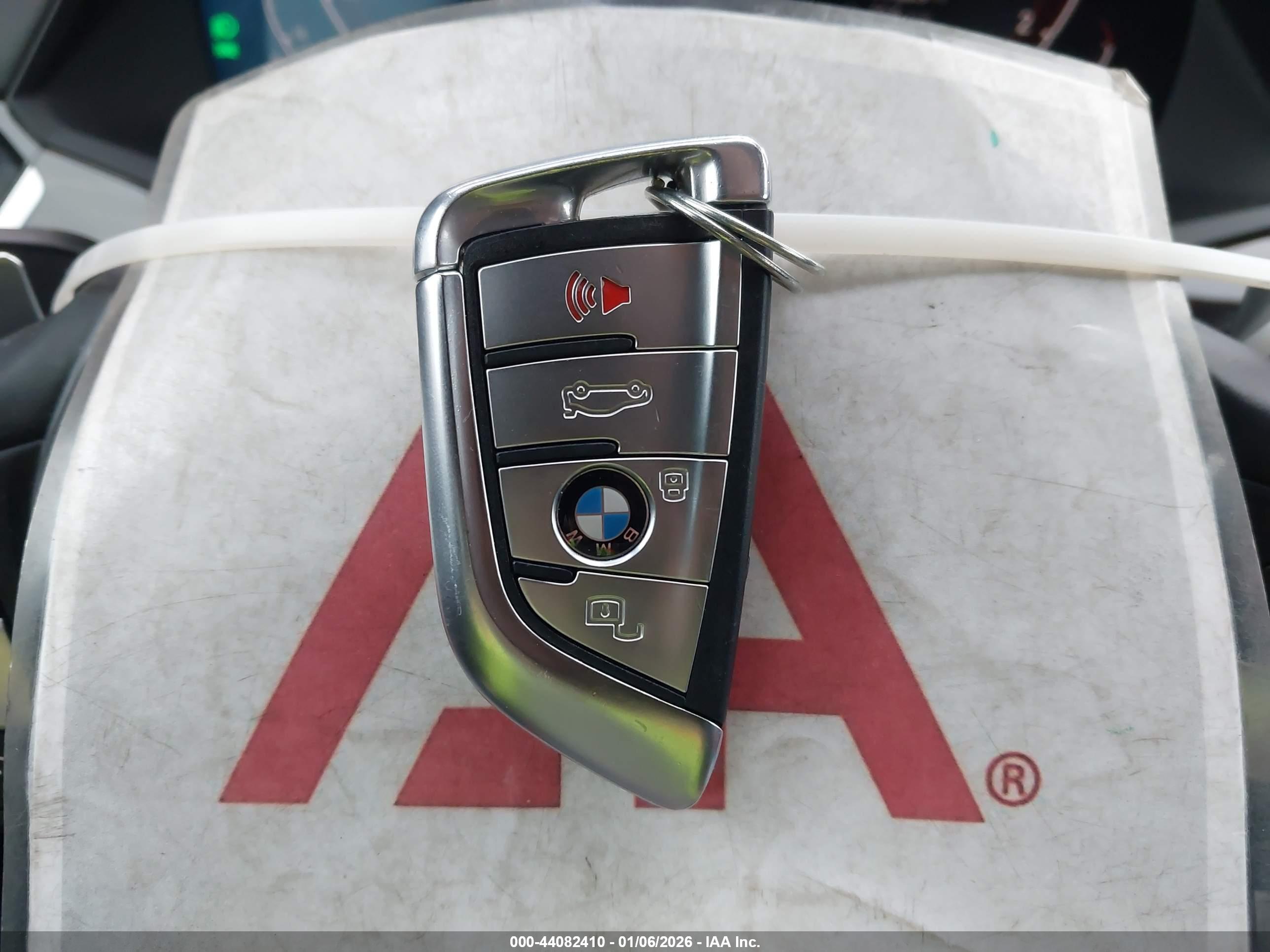 BMW X5 image 11