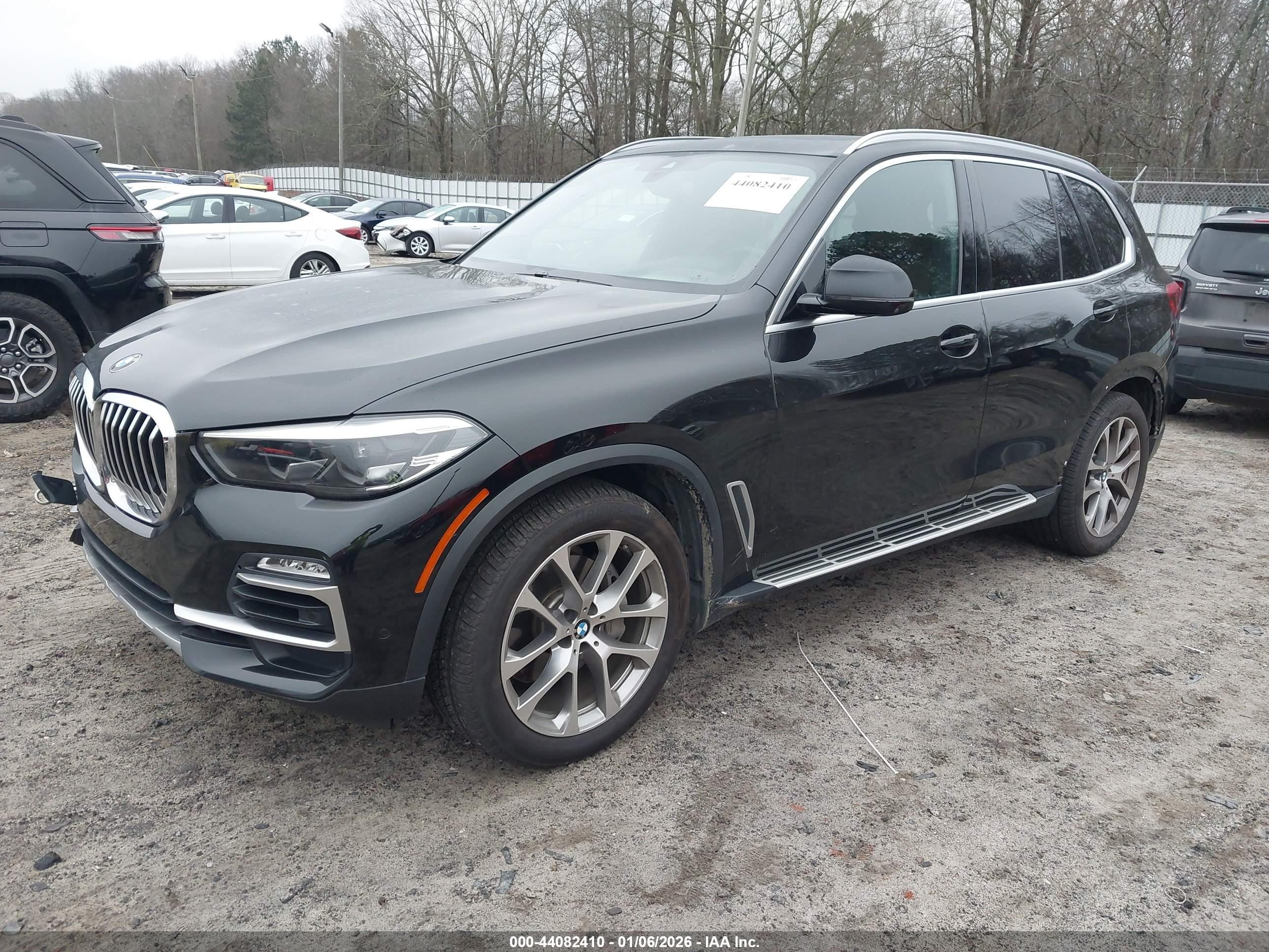 BMW X5 image 2