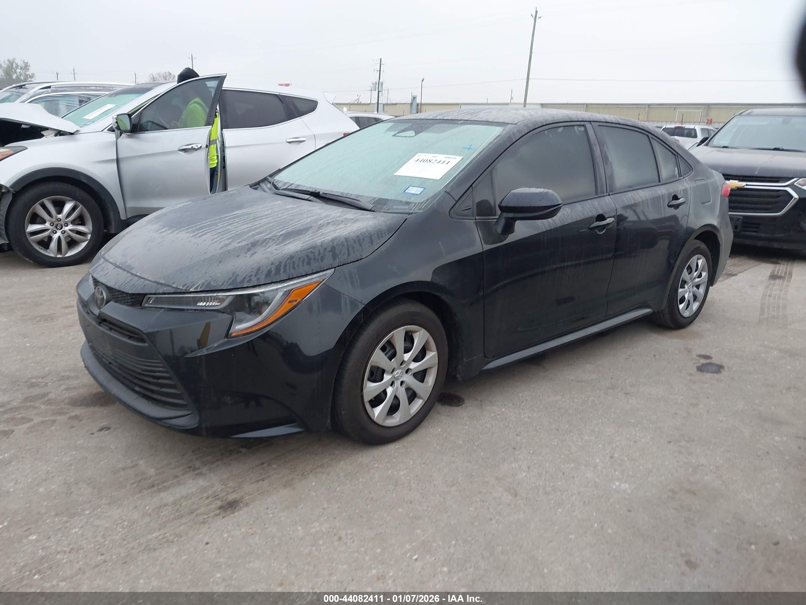 TOYOTA COROLLA image 2
