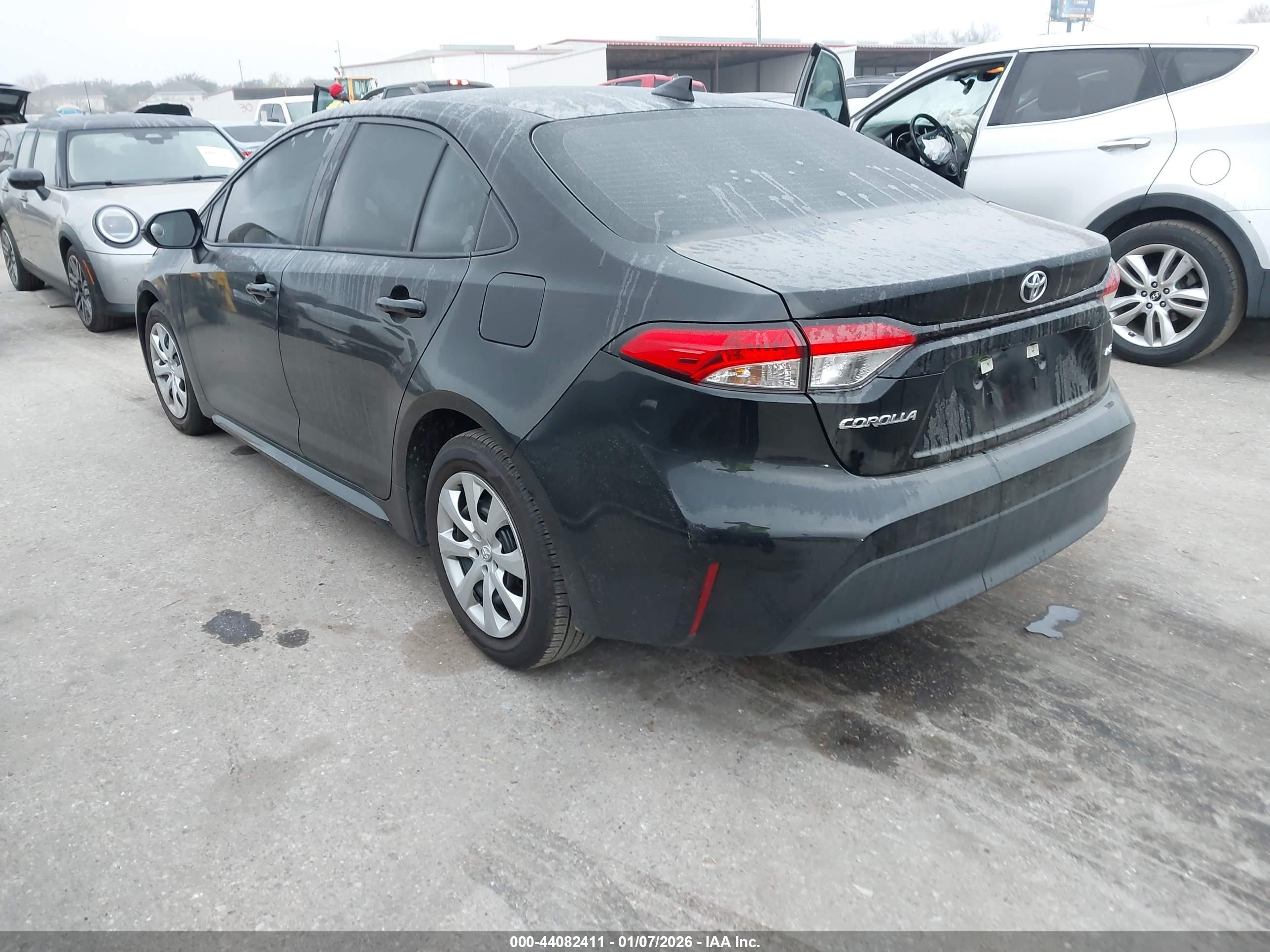 TOYOTA COROLLA image 3