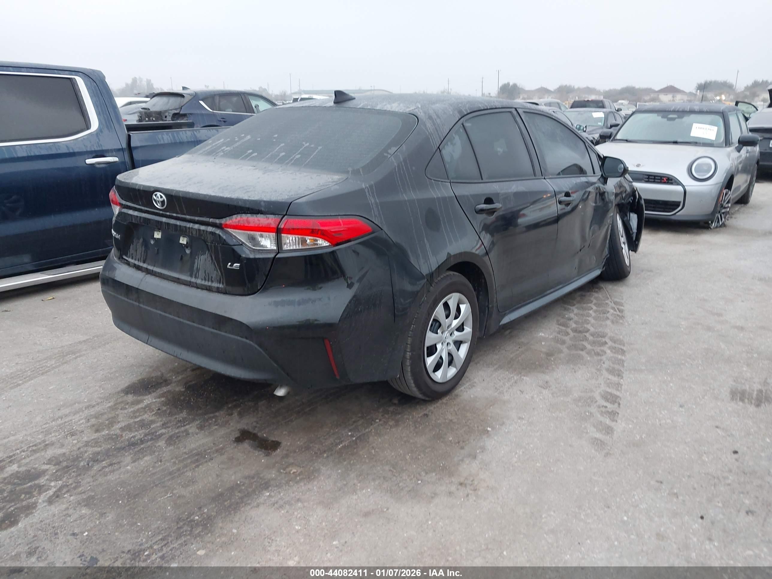 TOYOTA COROLLA image 4