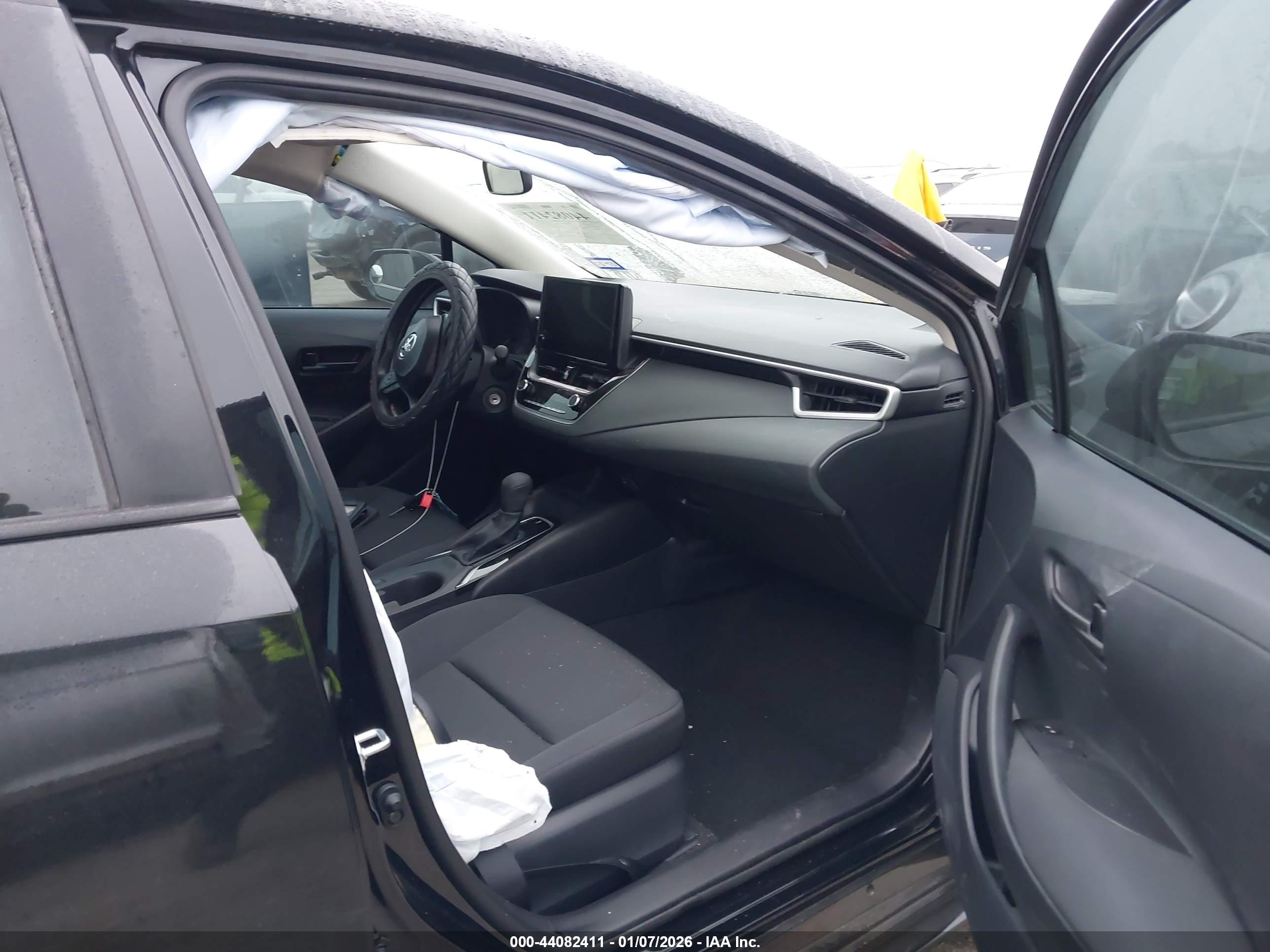 TOYOTA COROLLA image 5