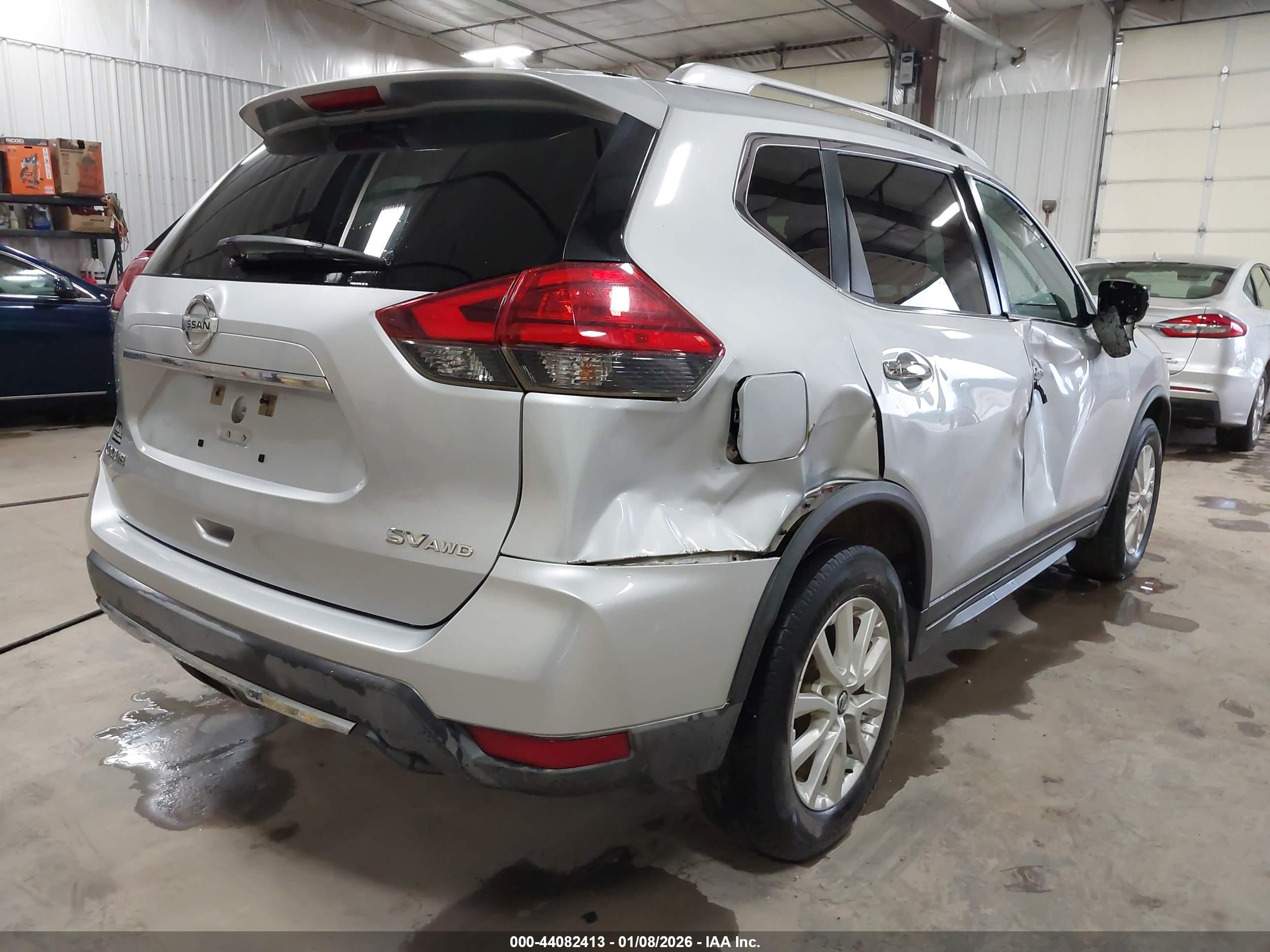 NISSAN ROGUE image 4