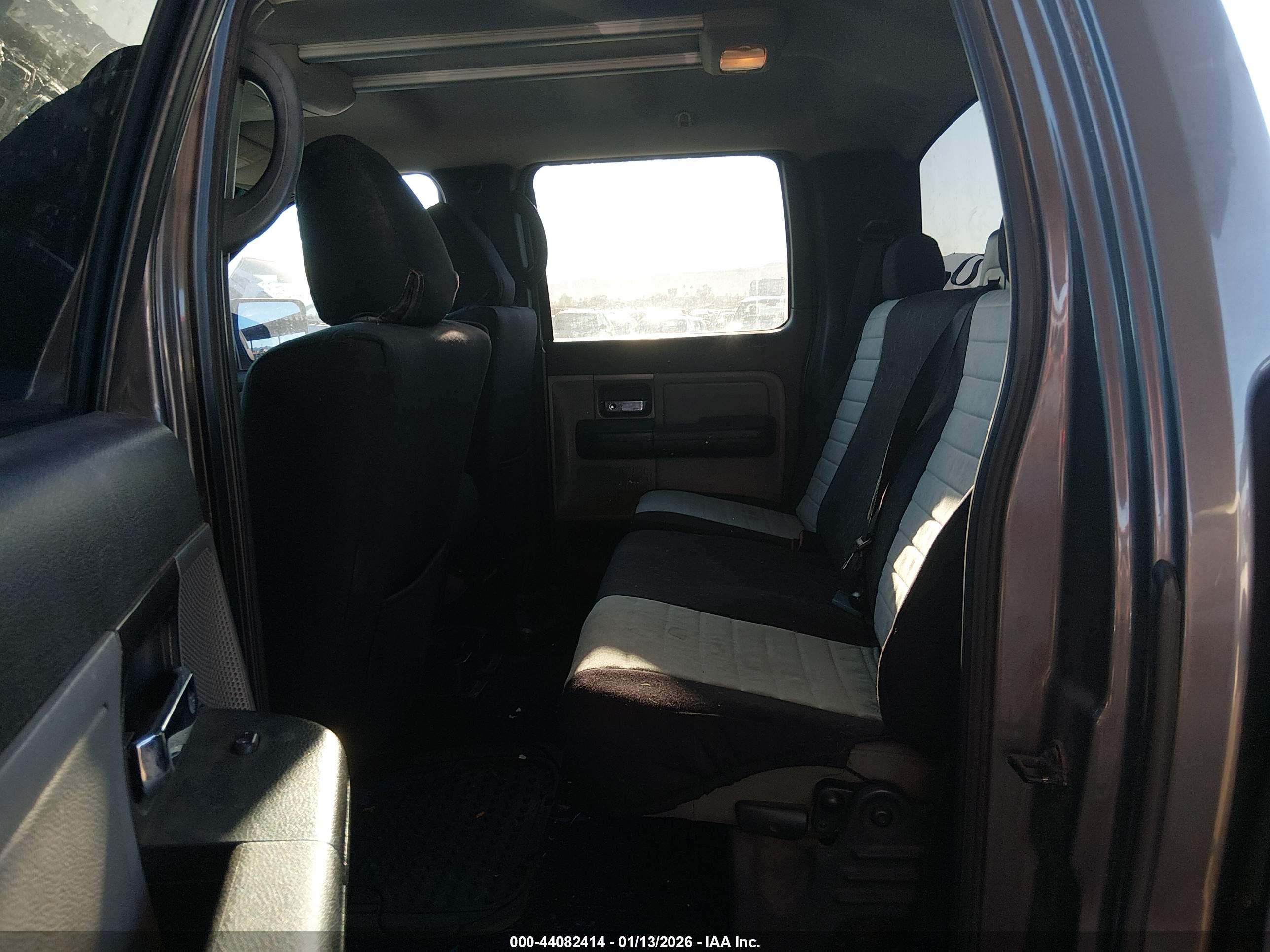 FORD F-150 image 8