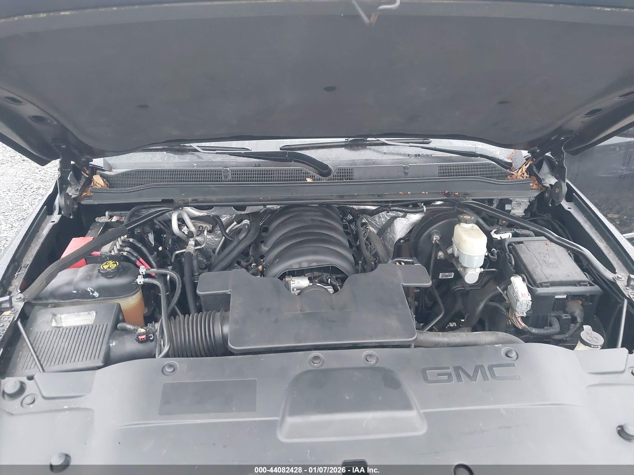 GMC YUKON image 10