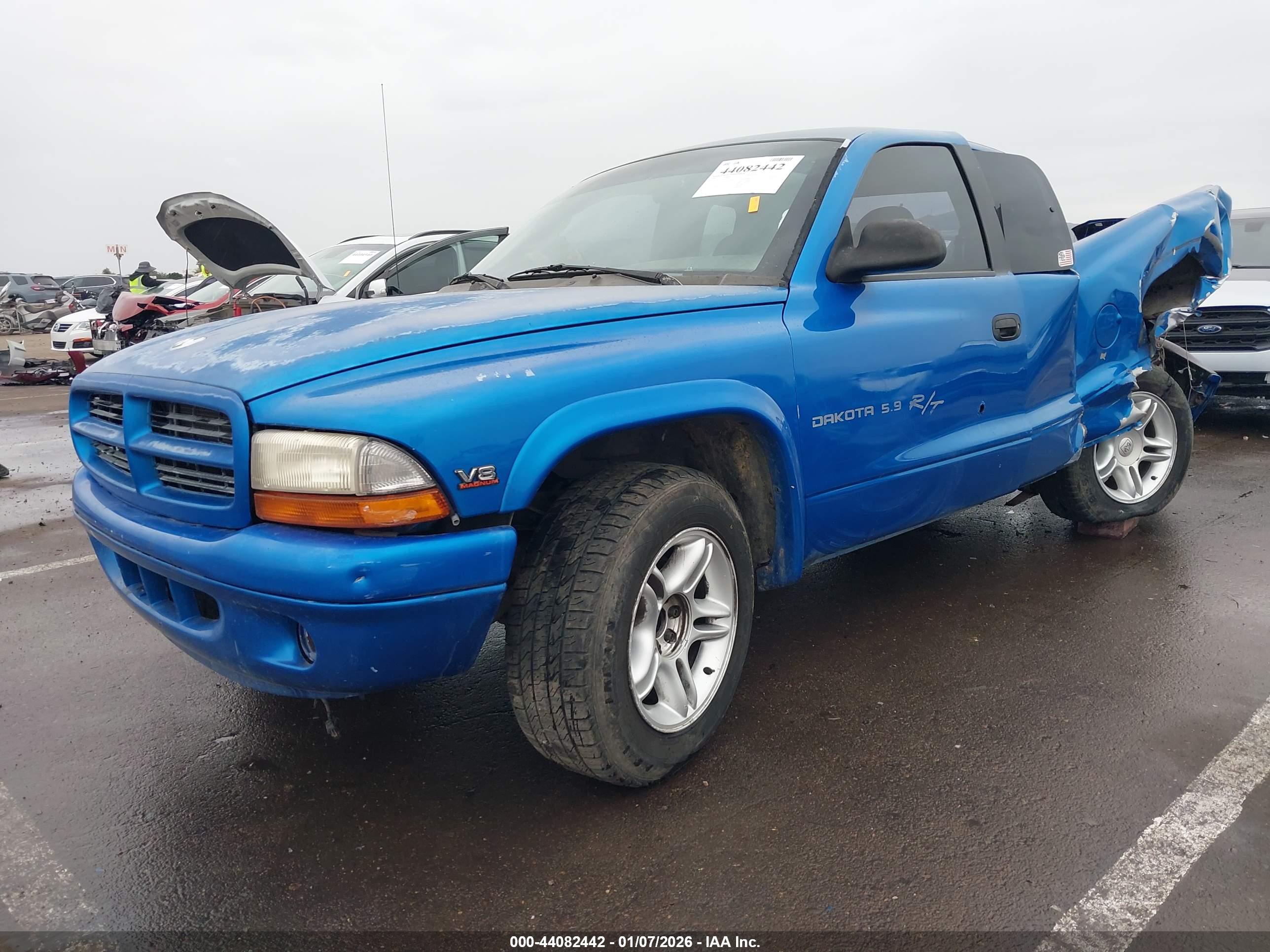DODGE DAKOTA image 2