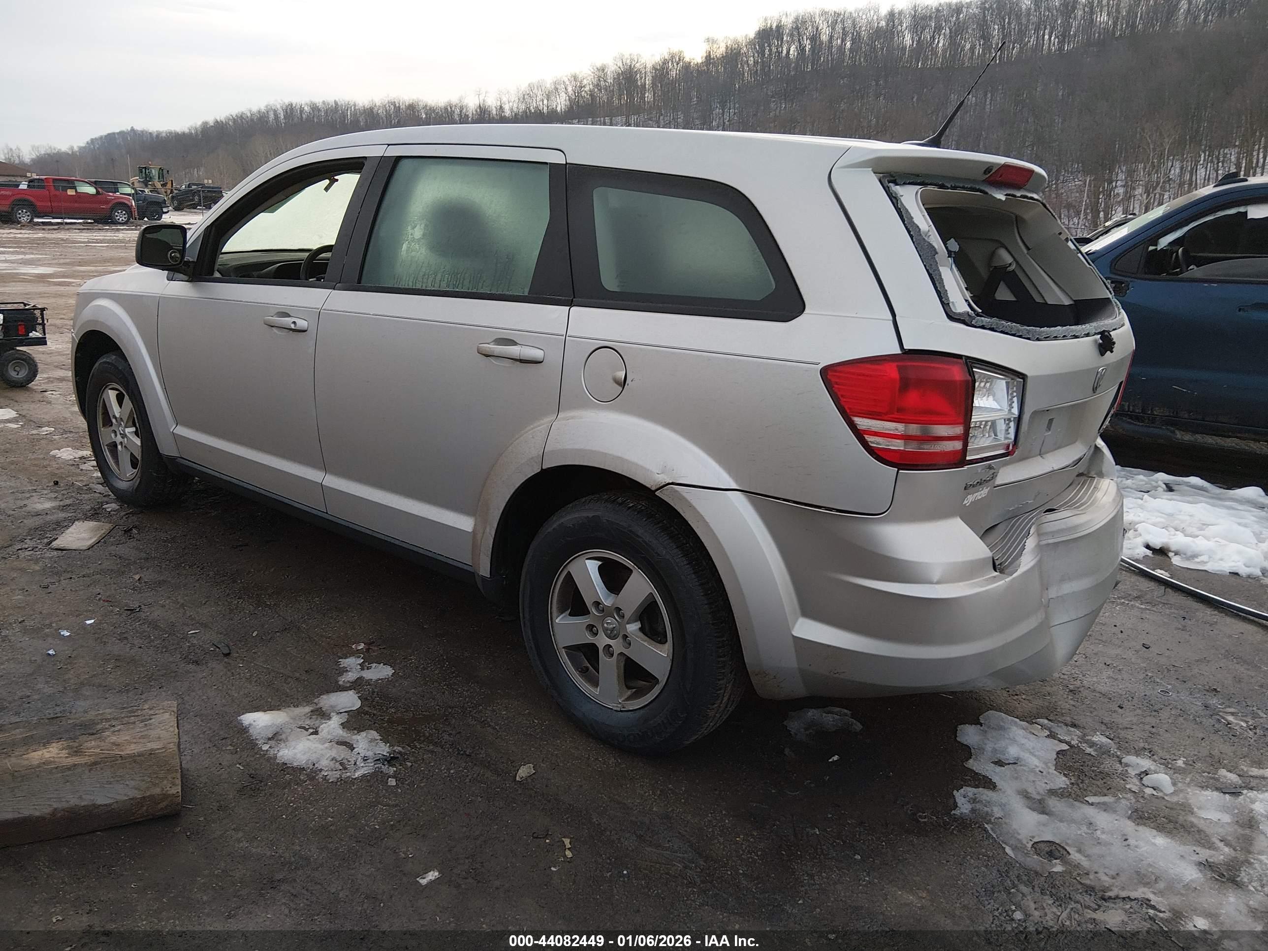 DODGE JOURNEY image 3