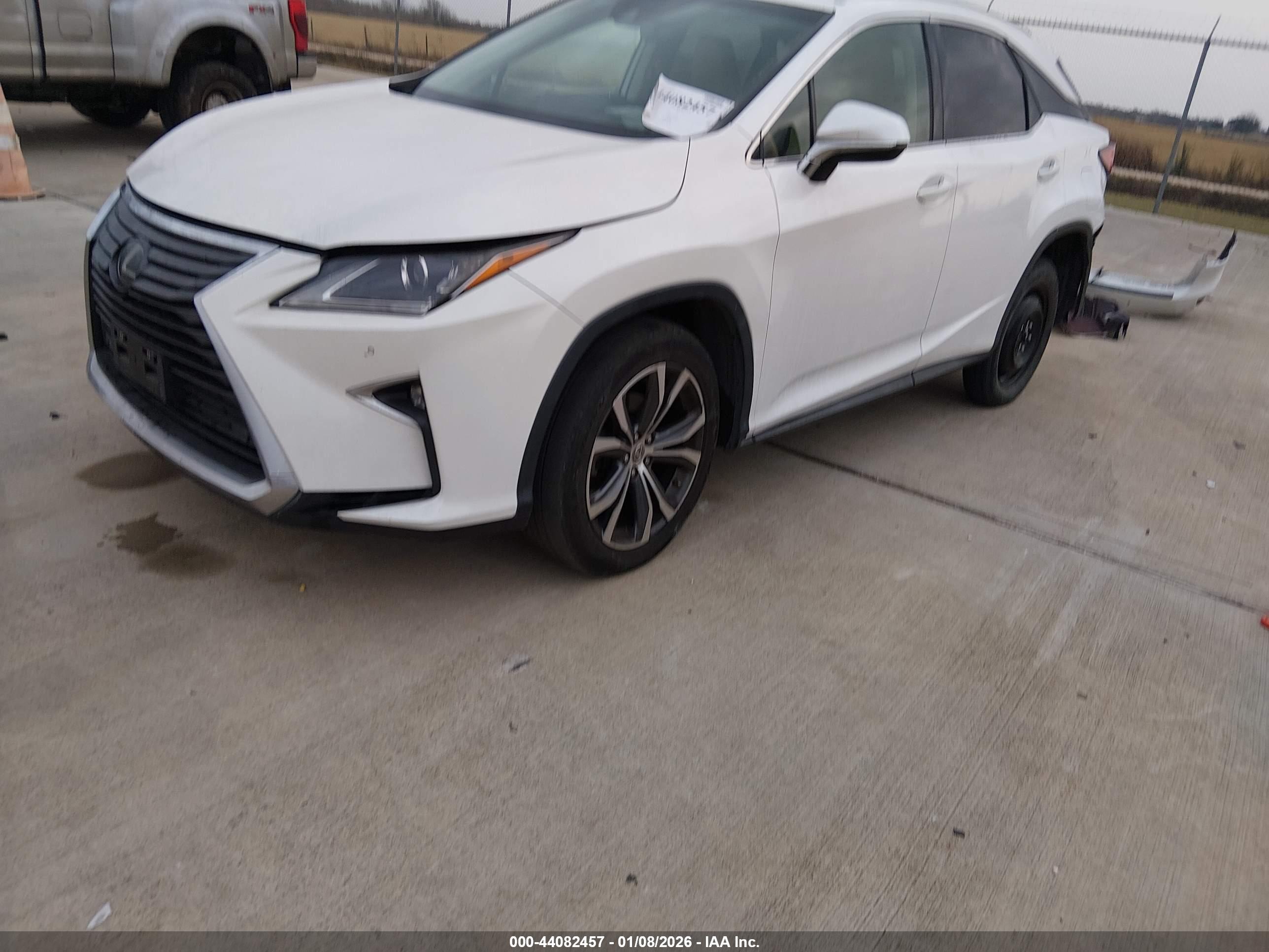 LEXUS RX image 2