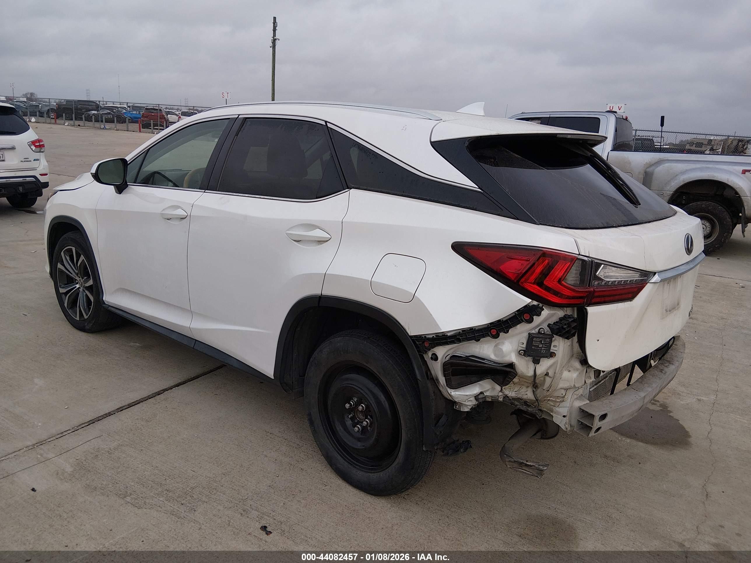 LEXUS RX image 3