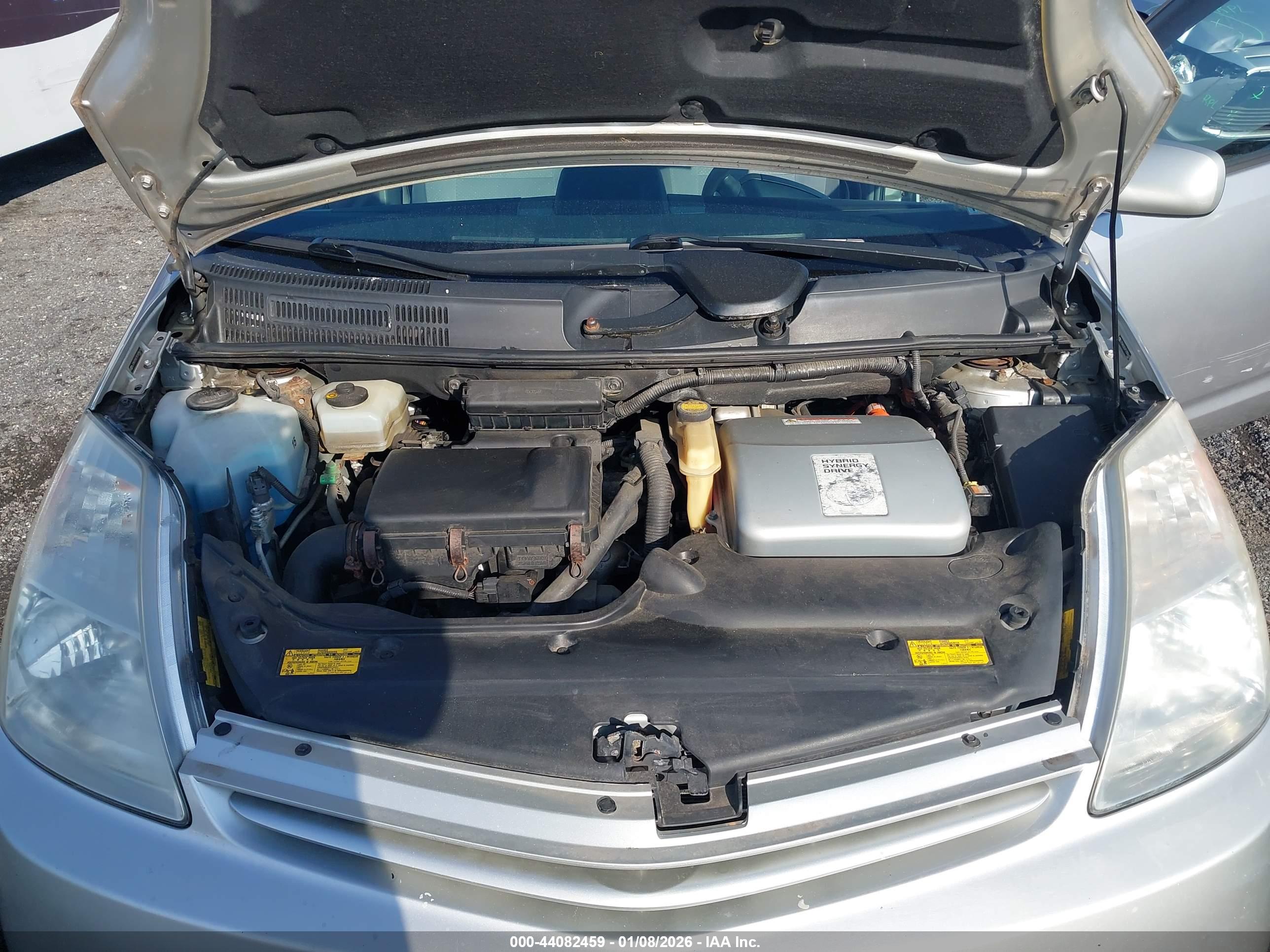 TOYOTA PRIUS image 10