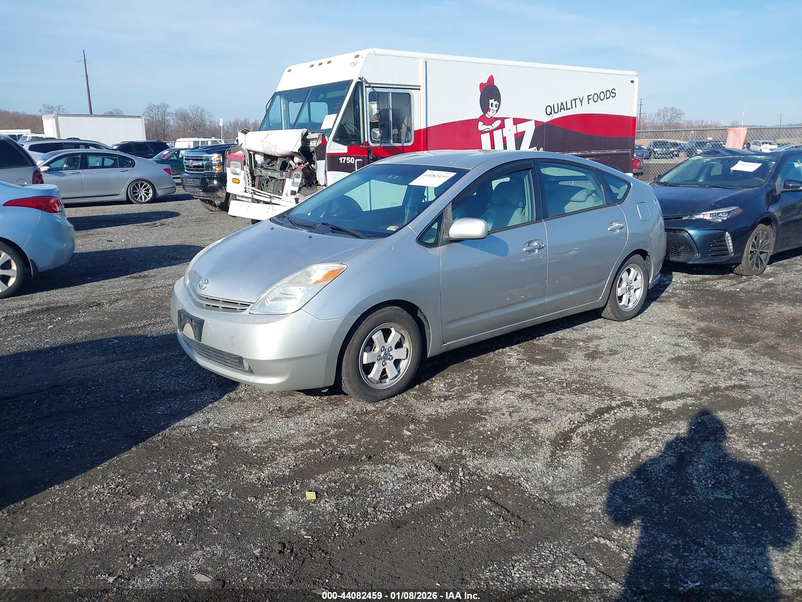 TOYOTA PRIUS image 2