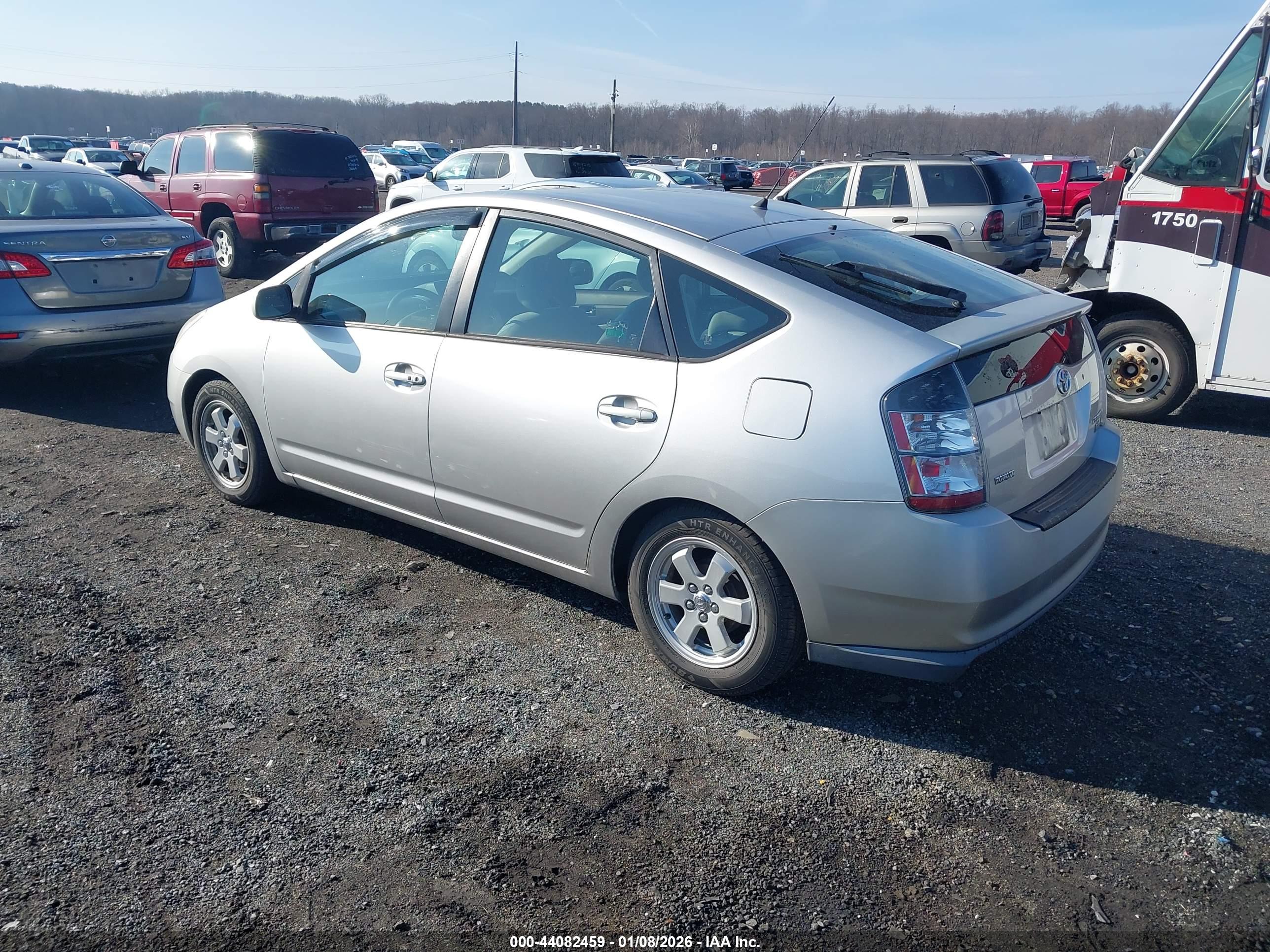 TOYOTA PRIUS image 3