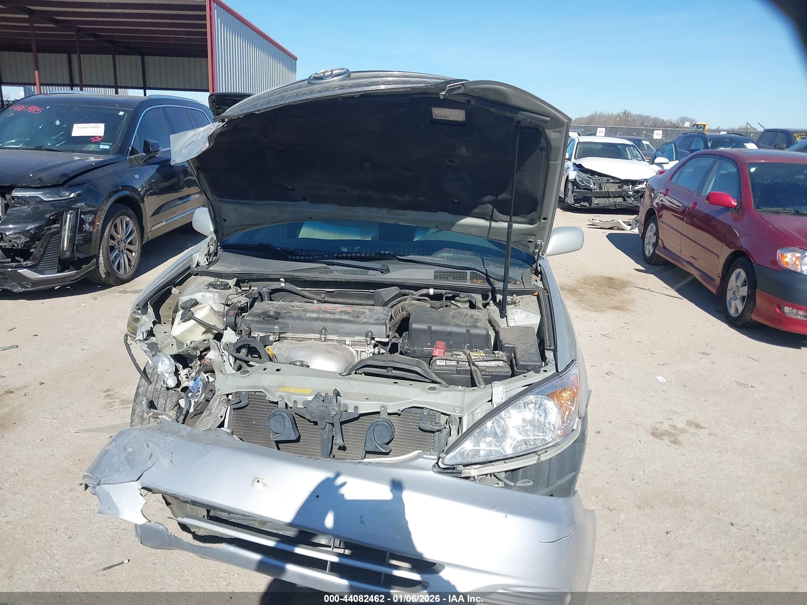 TOYOTA CAMRY image 6