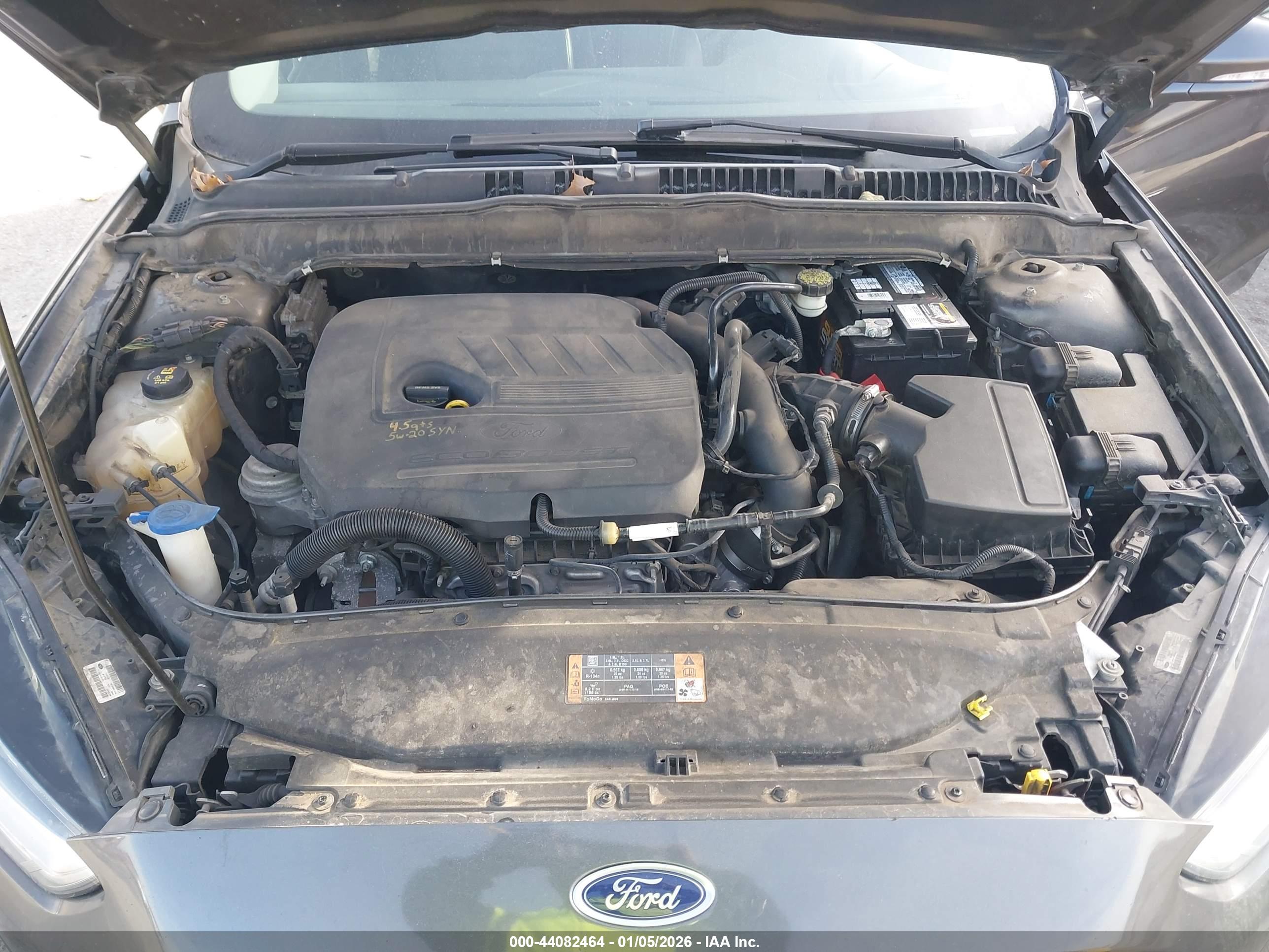 FORD FUSION image 10