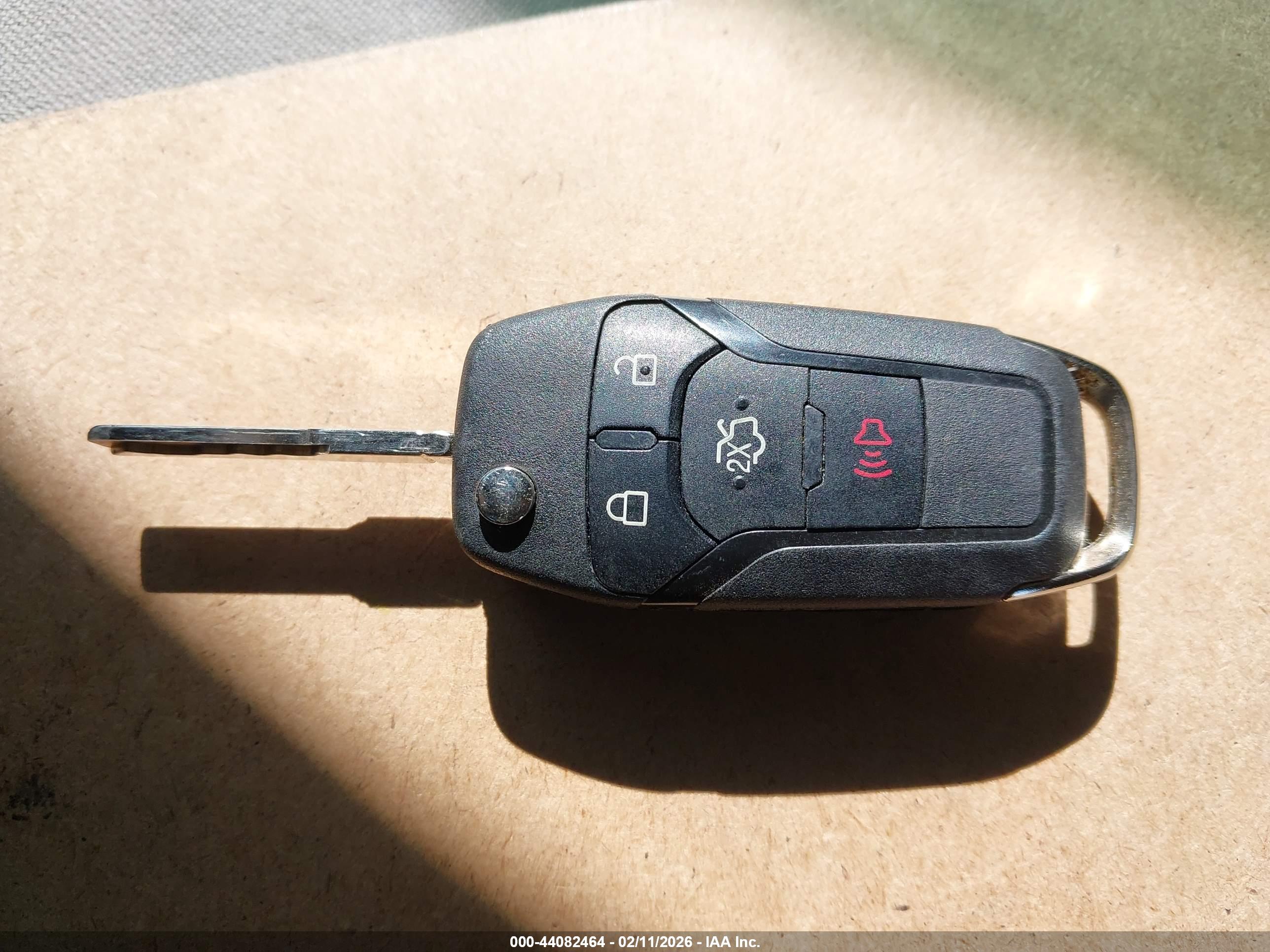FORD FUSION image 11