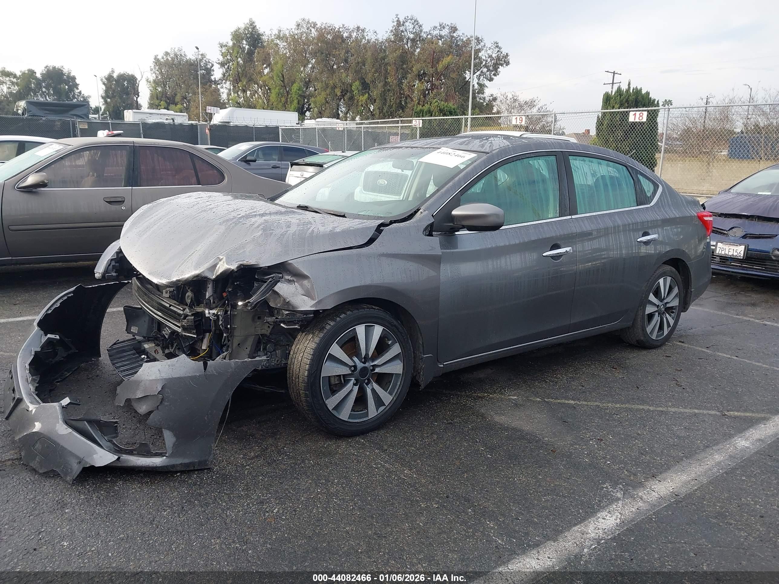 NISSAN SENTRA image 2