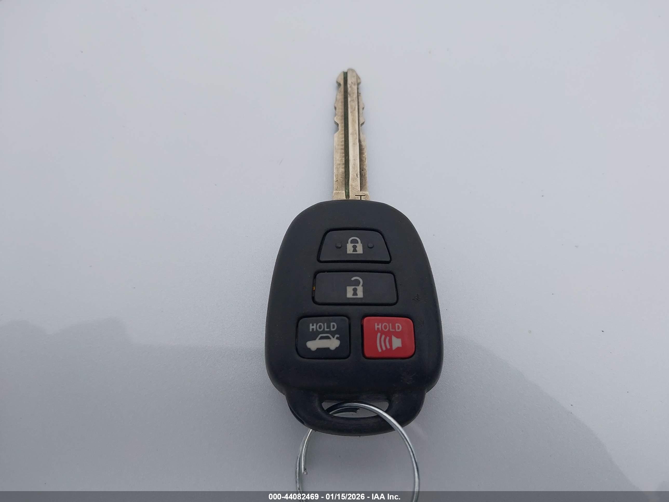 TOYOTA CAMRY image 11
