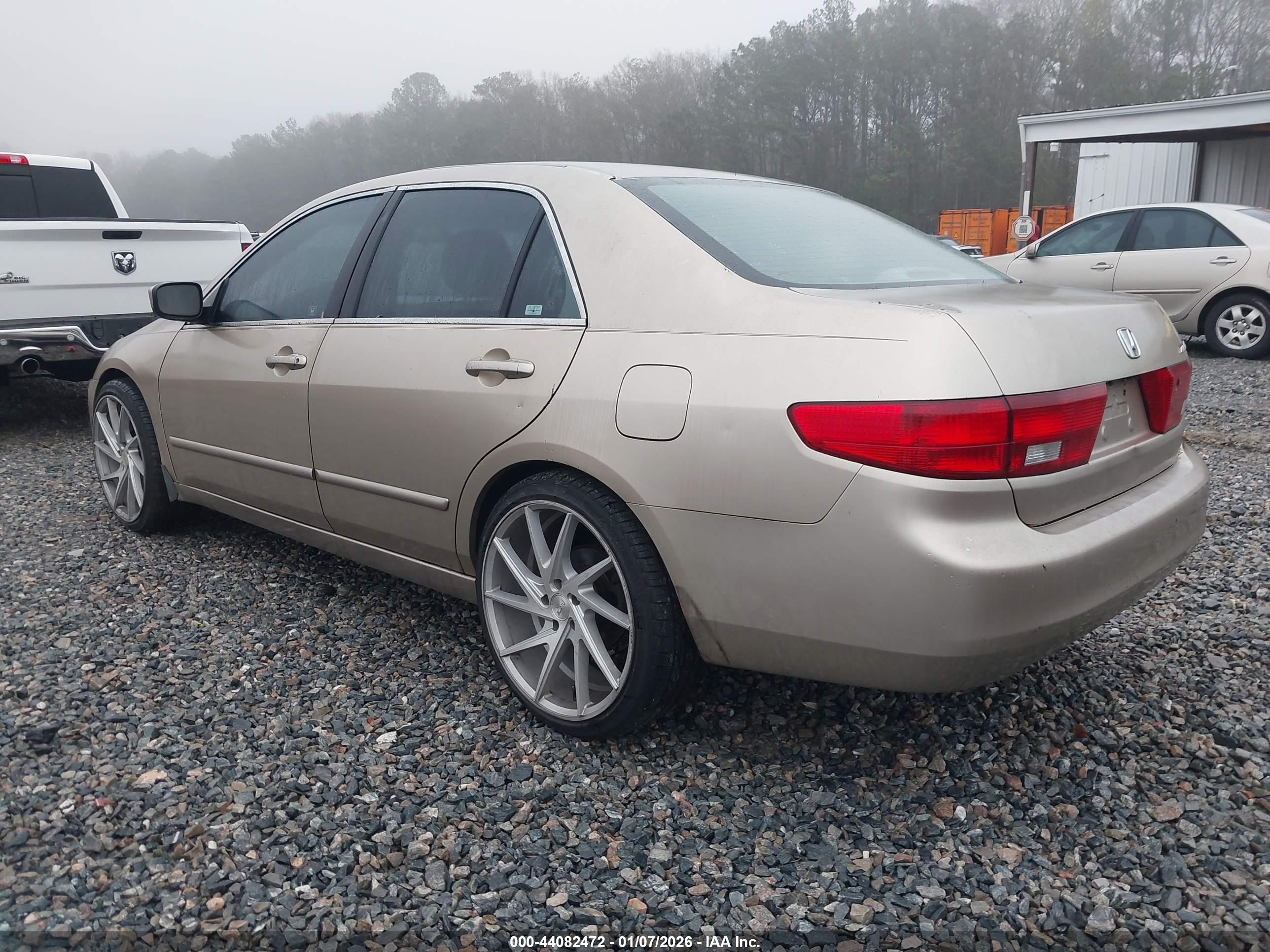 HONDA ACCORD image 3