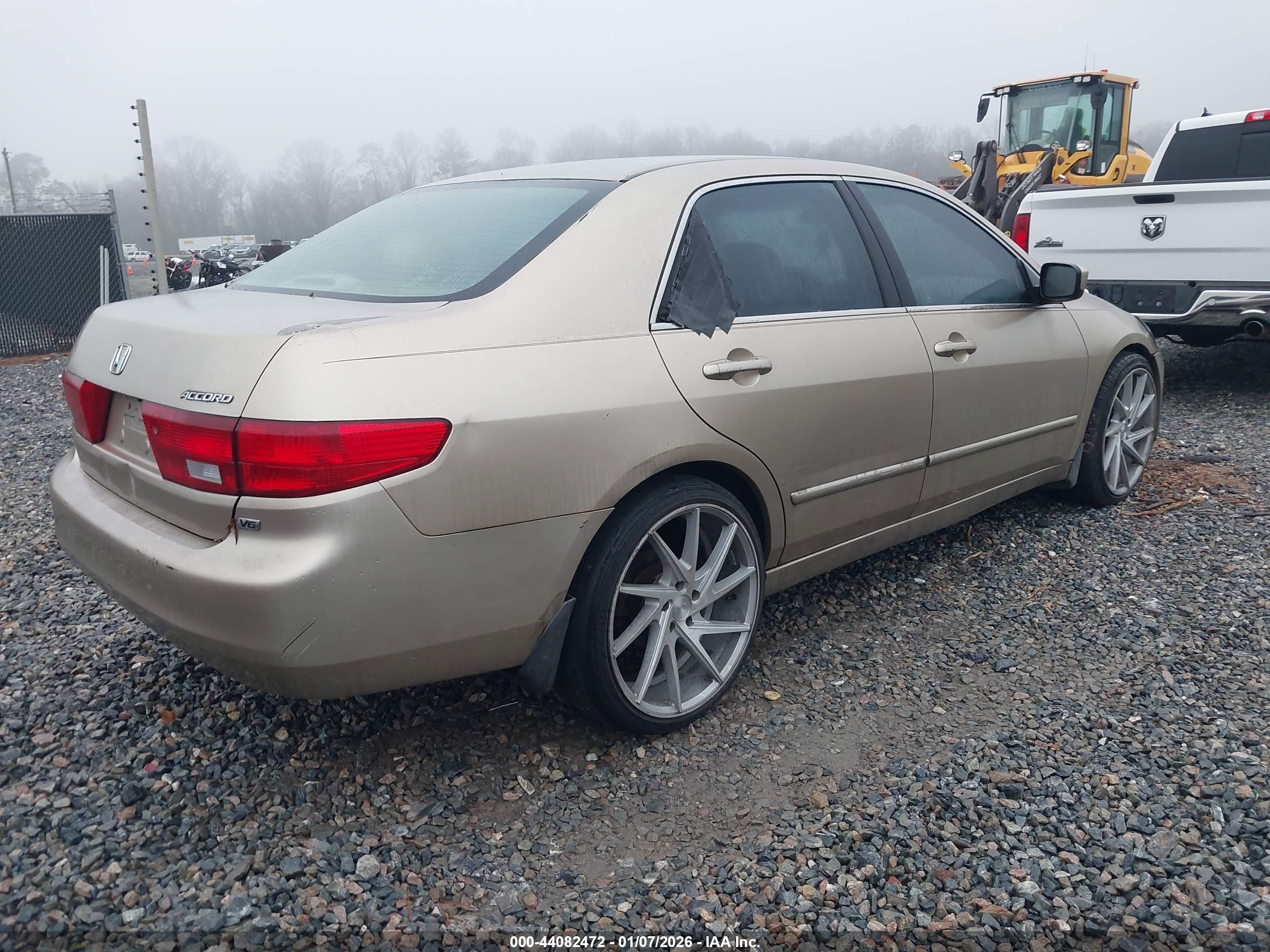 HONDA ACCORD image 4