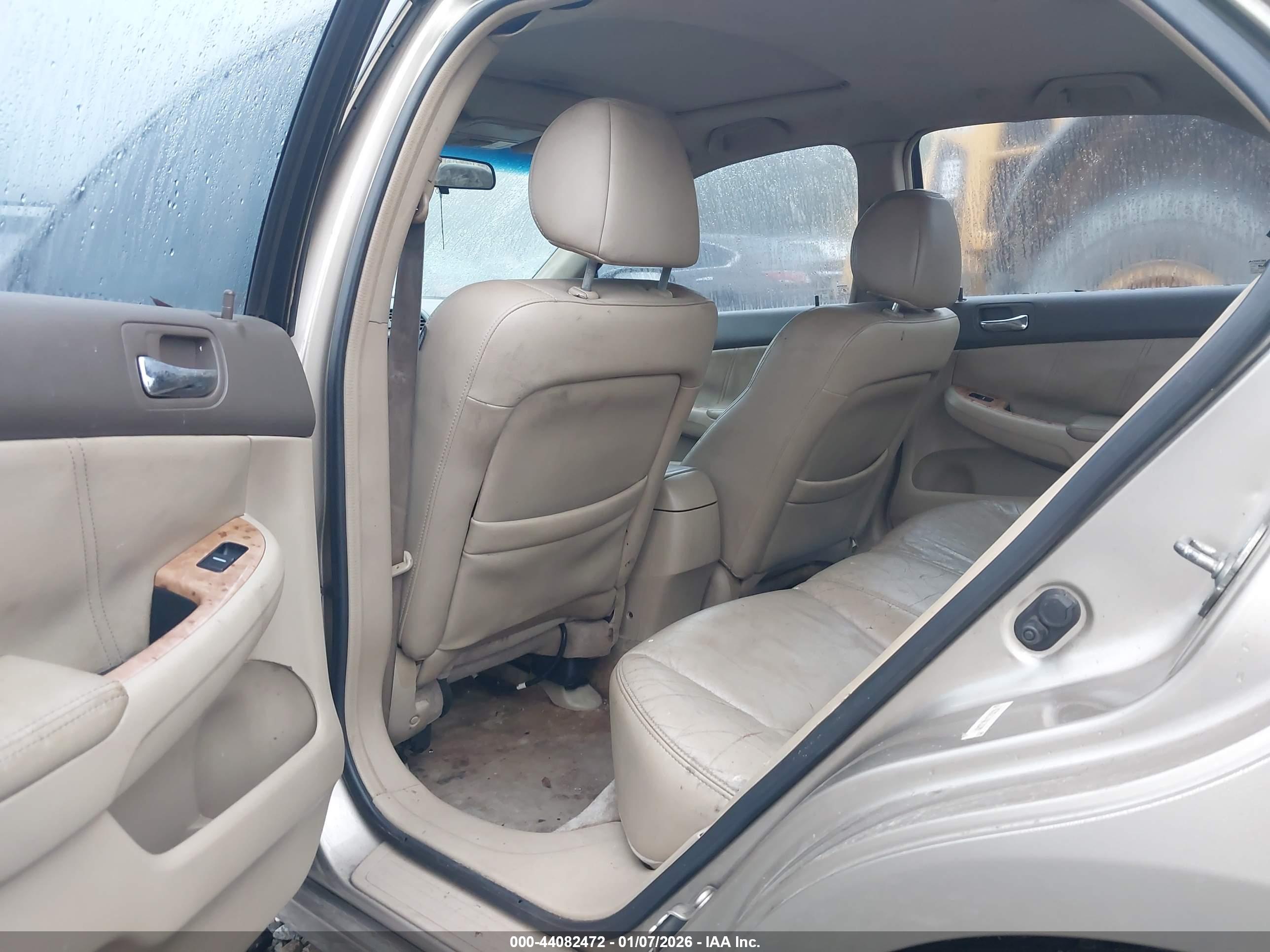 HONDA ACCORD image 8