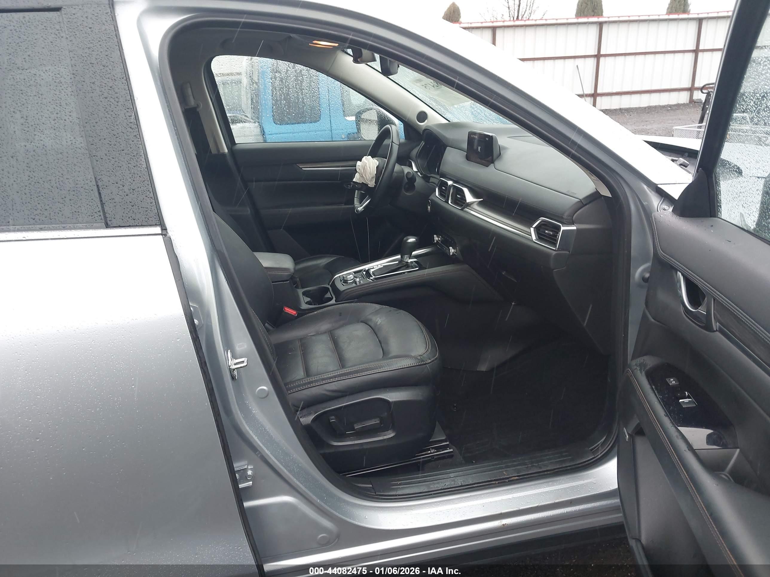 MAZDA CX-5 image 5