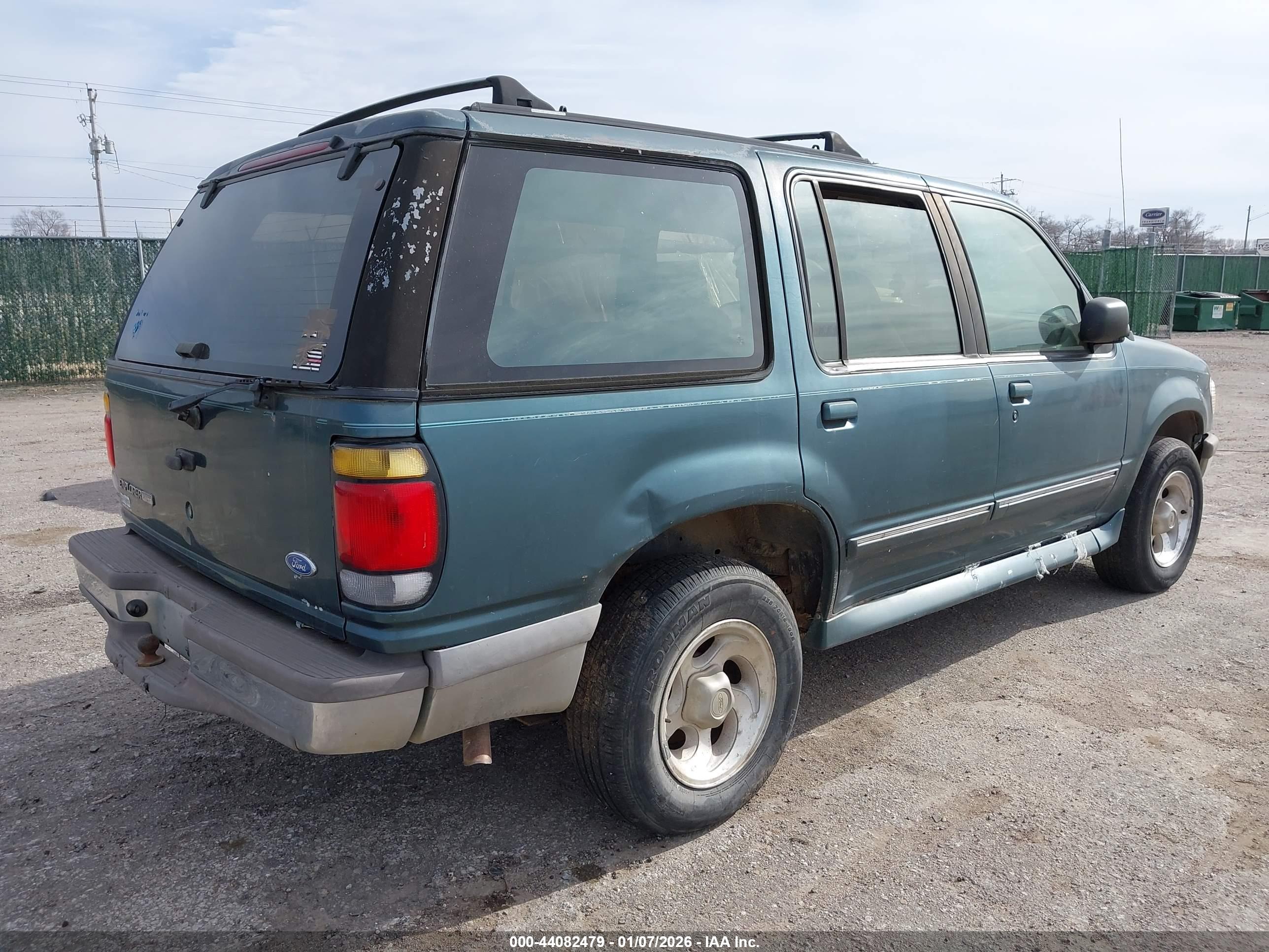 FORD EXPLORER image 4