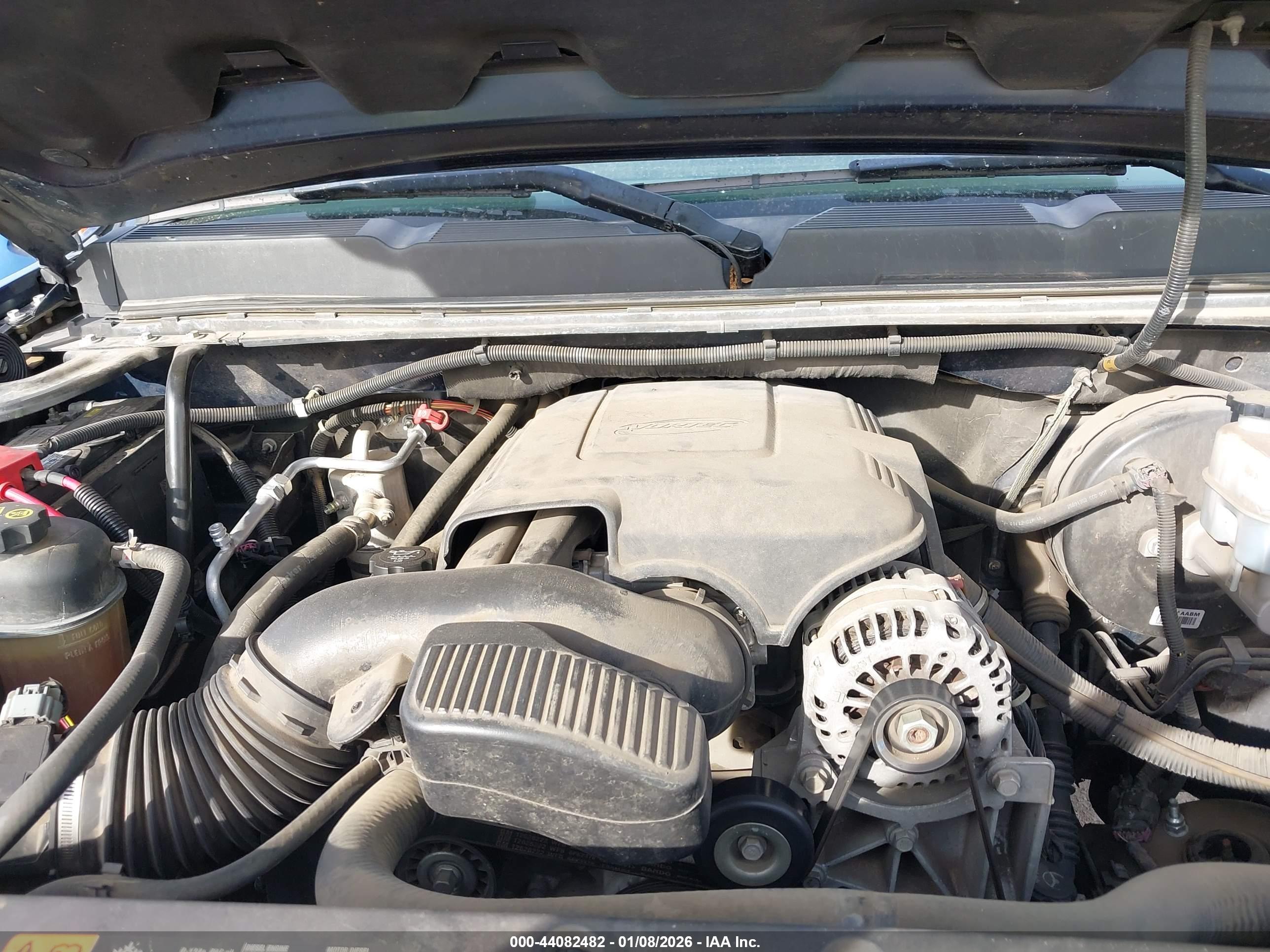 CHEVROLET SILVERADO image 10