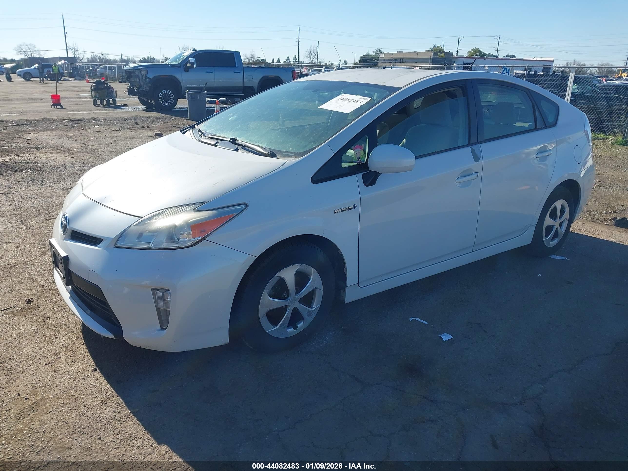TOYOTA PRIUS image 2
