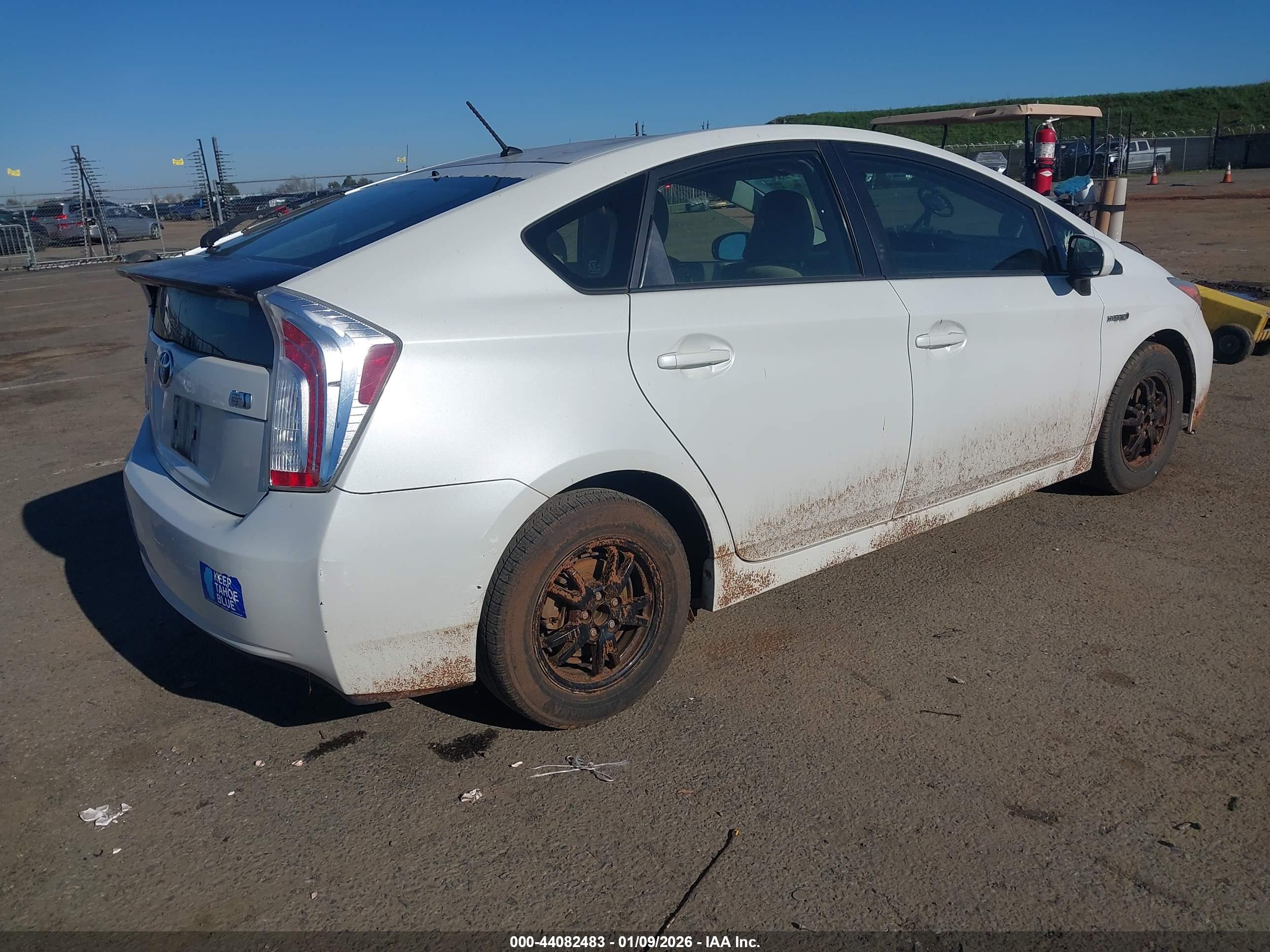 TOYOTA PRIUS image 4