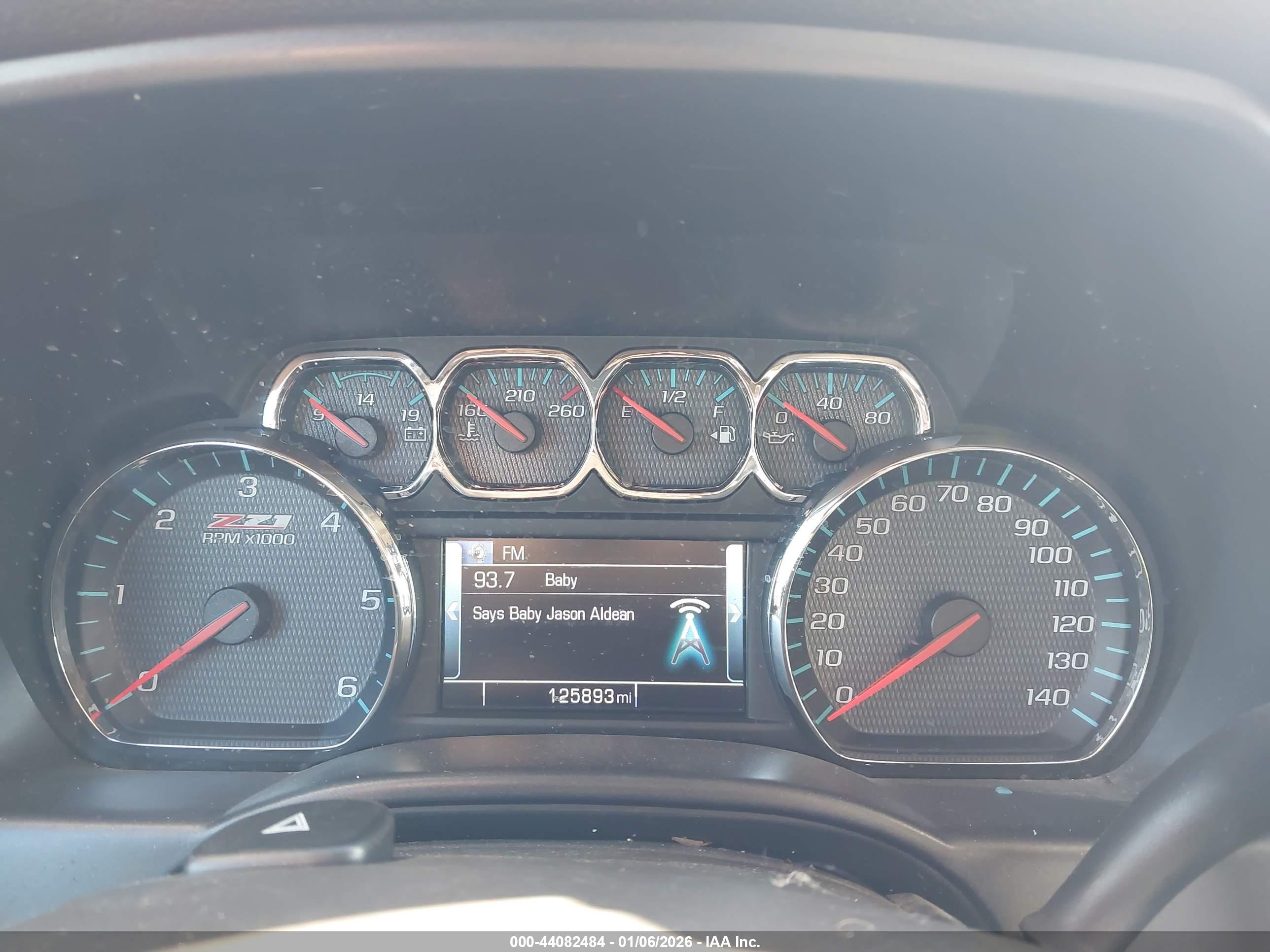 CHEVROLET SILVERADO image 7