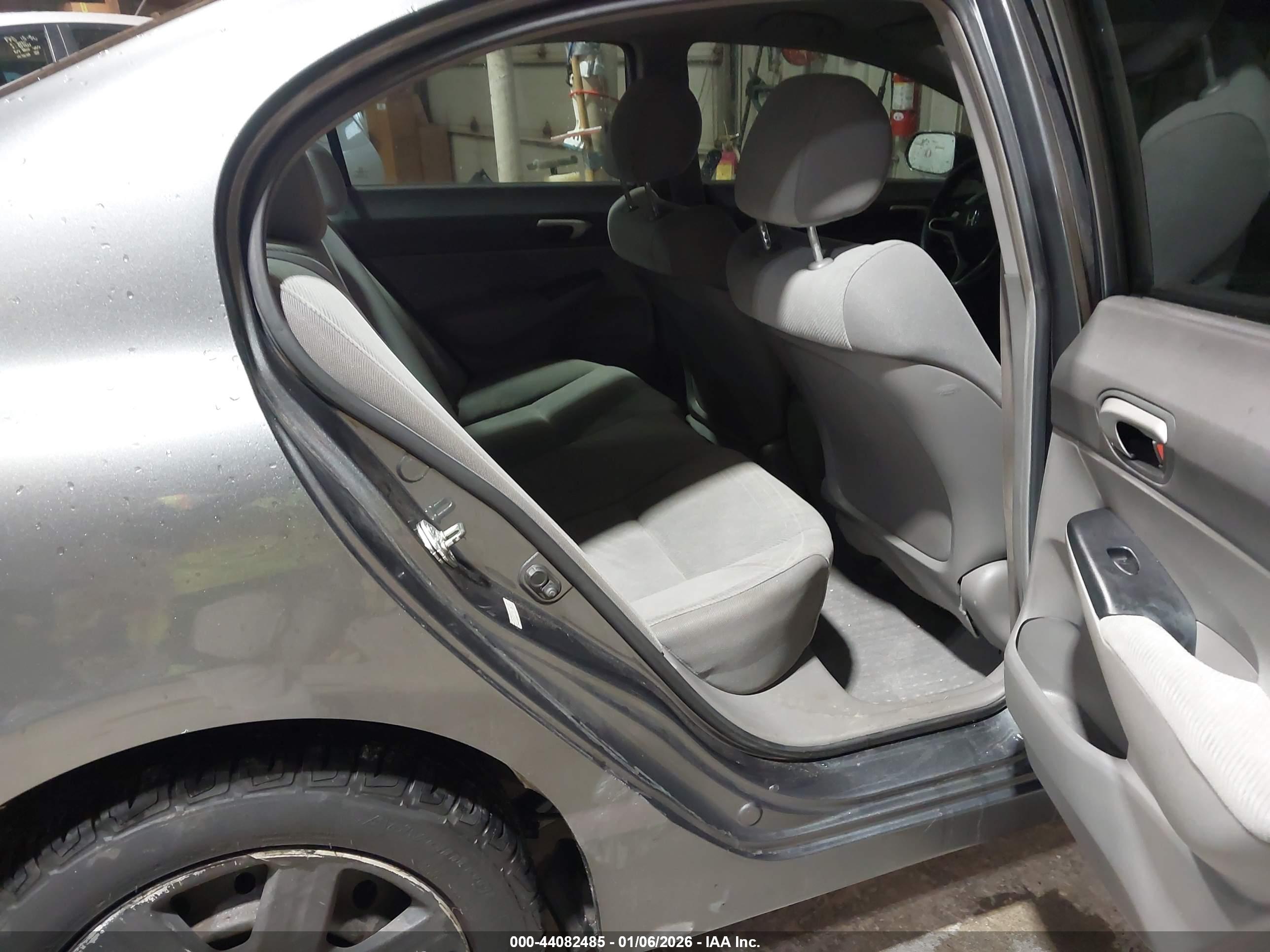 HONDA CIVIC image 8