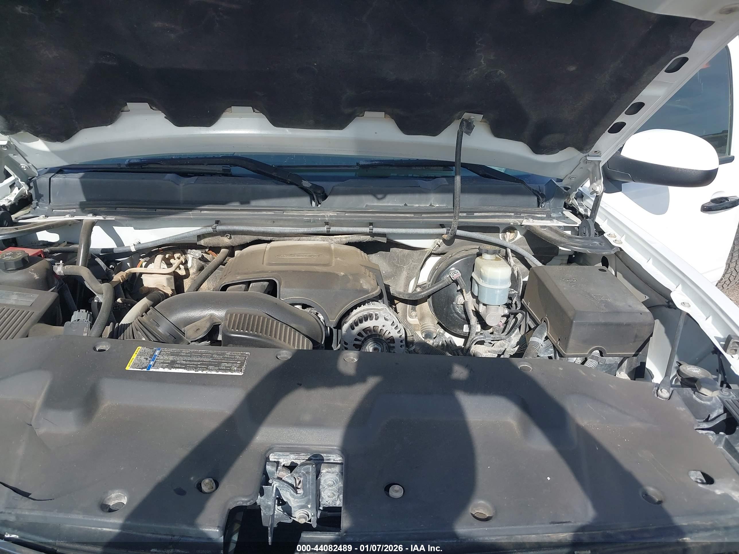 CHEVROLET SILVERADO image 10