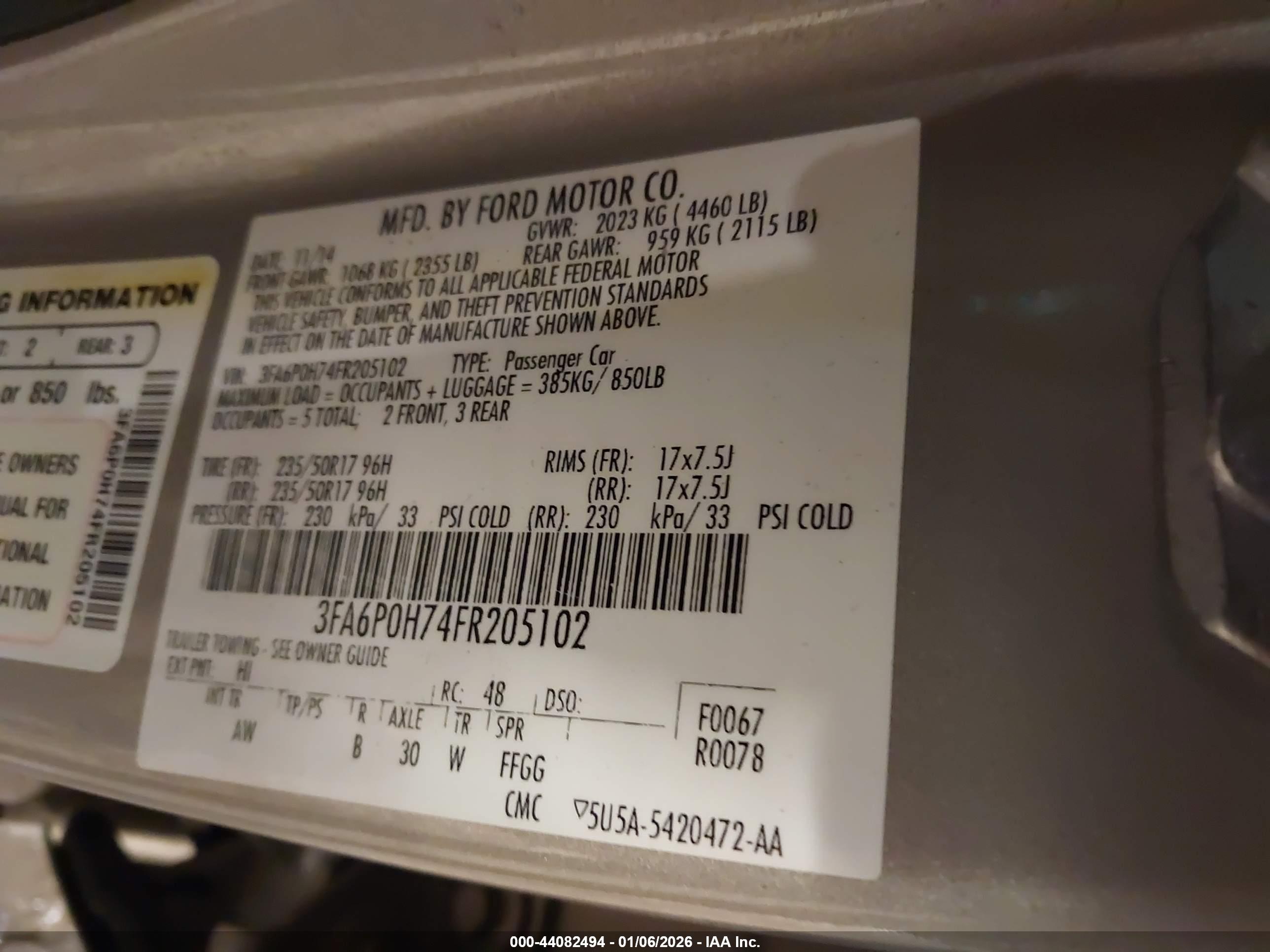 FORD FUSION image 9