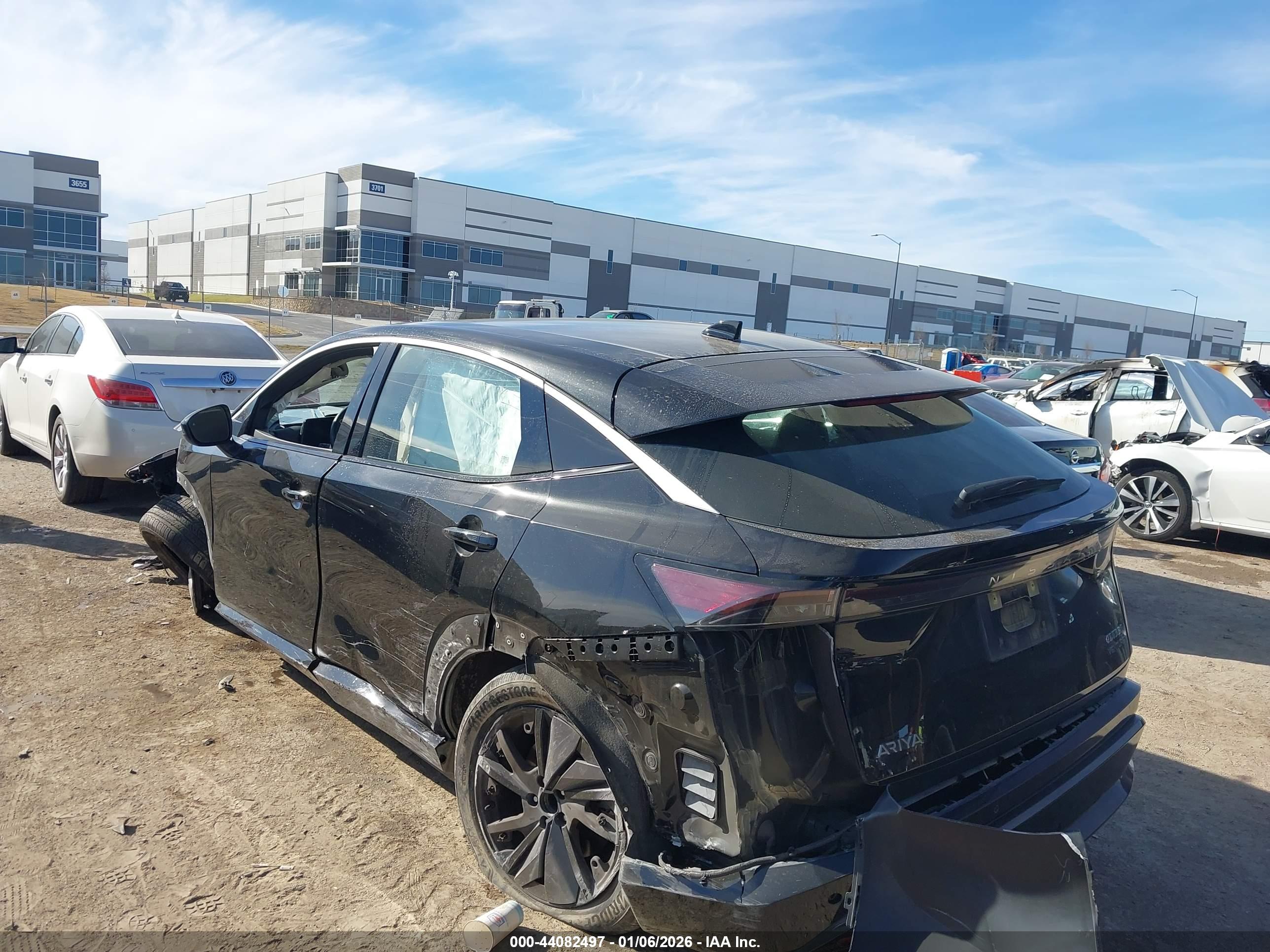NISSAN ARIYA image 3