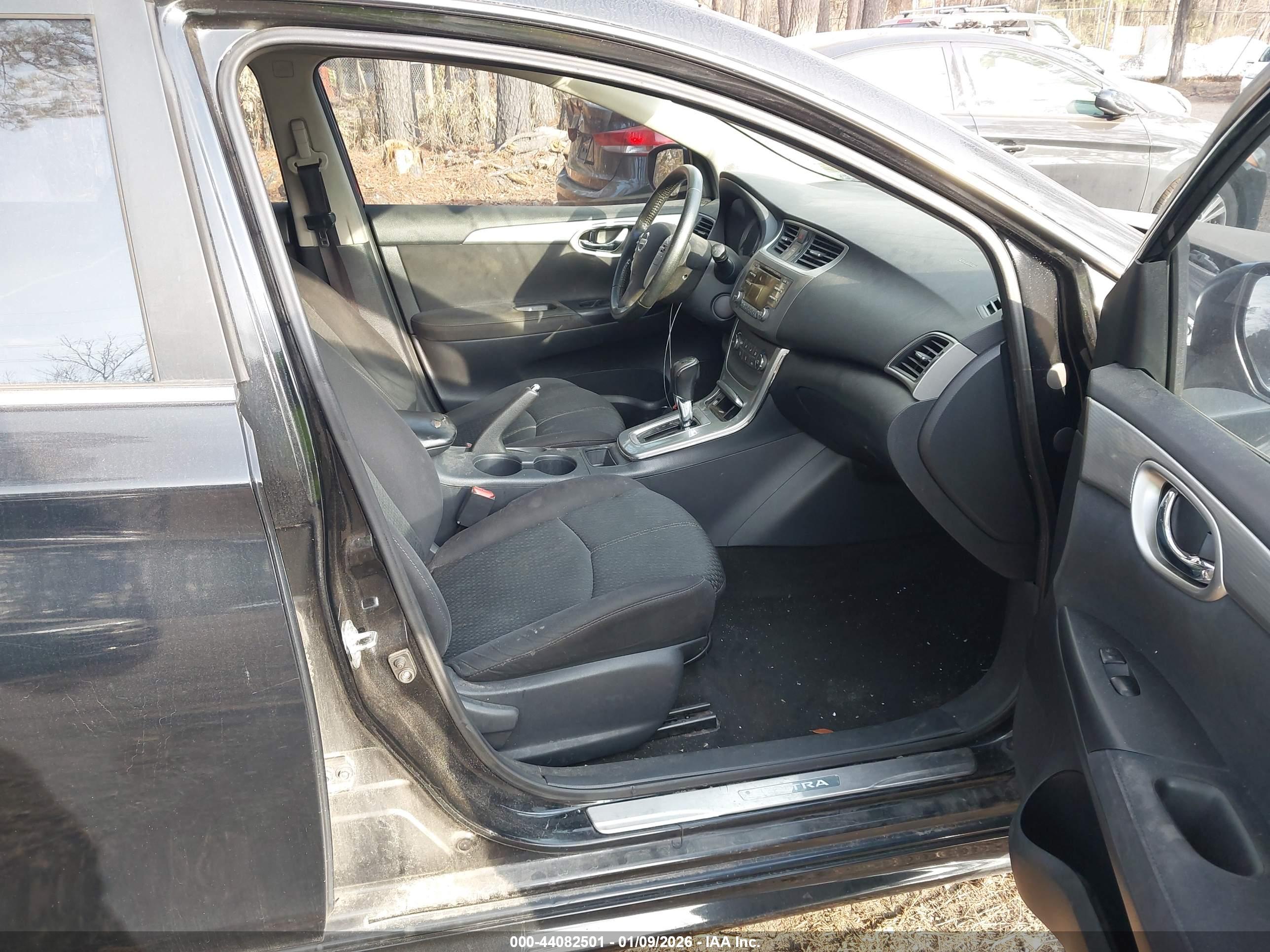 NISSAN SENTRA image 5