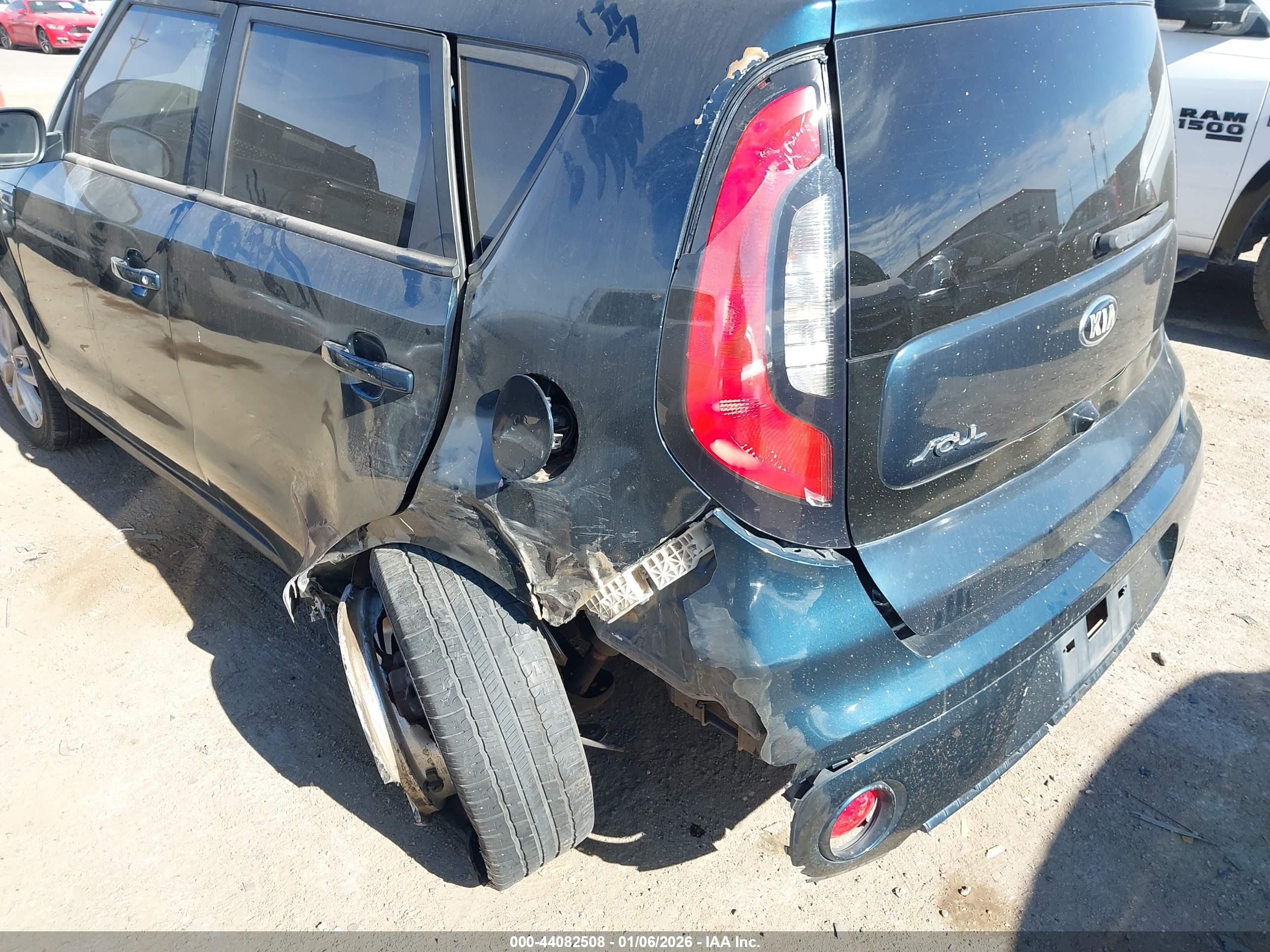 KIA SOUL image 6