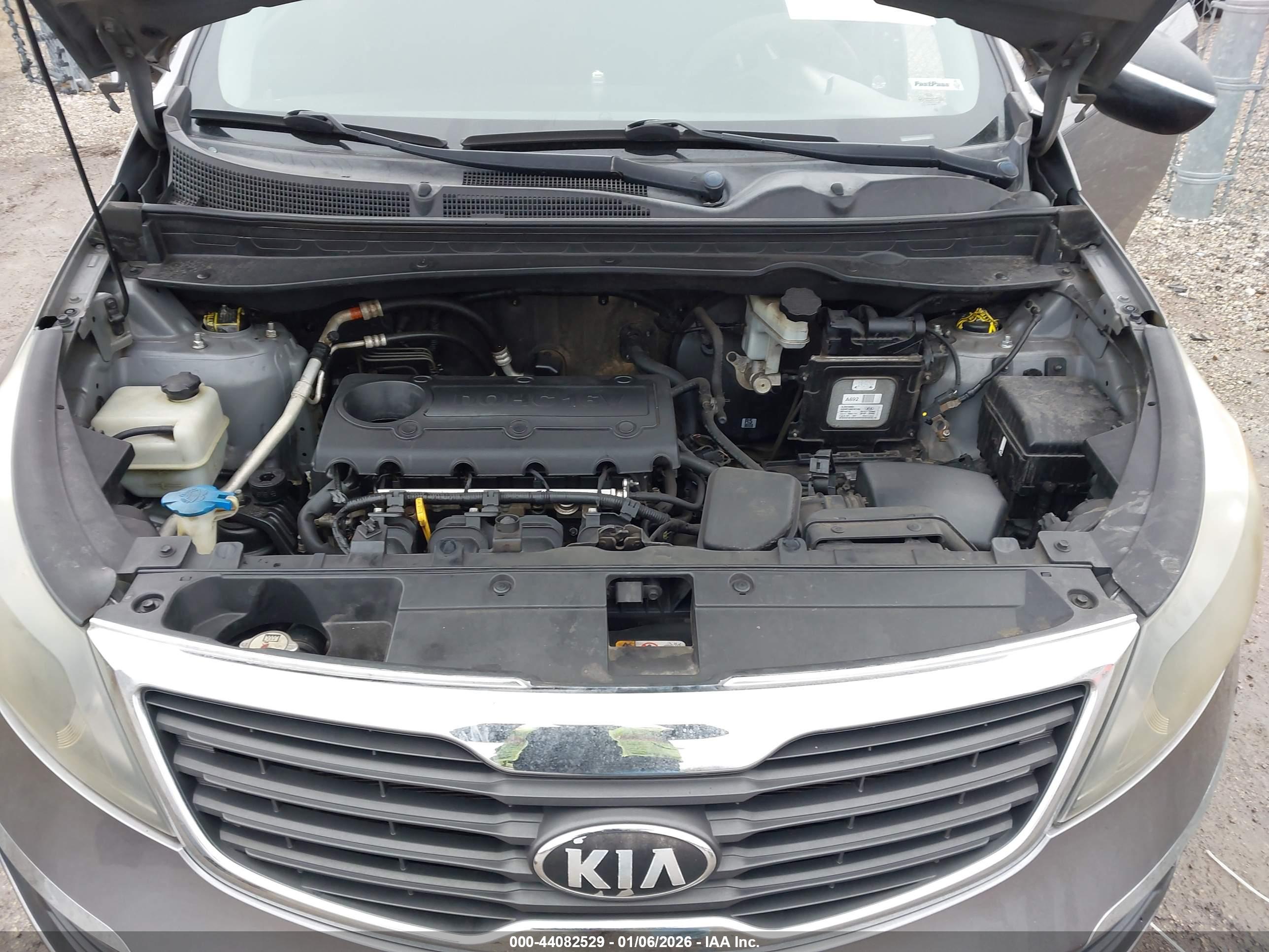 KIA SPORTAGE image 10