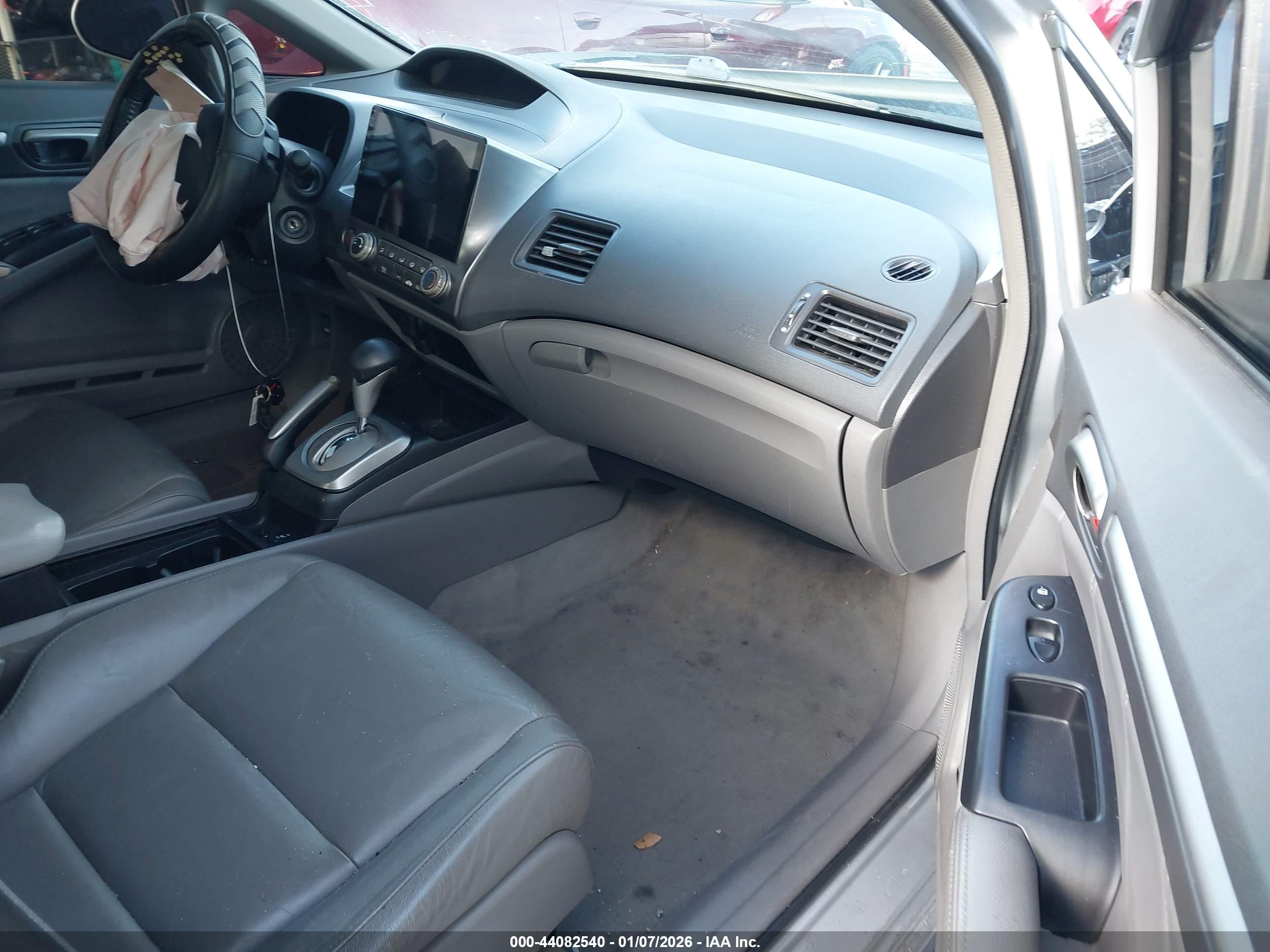 HONDA CIVIC image 5