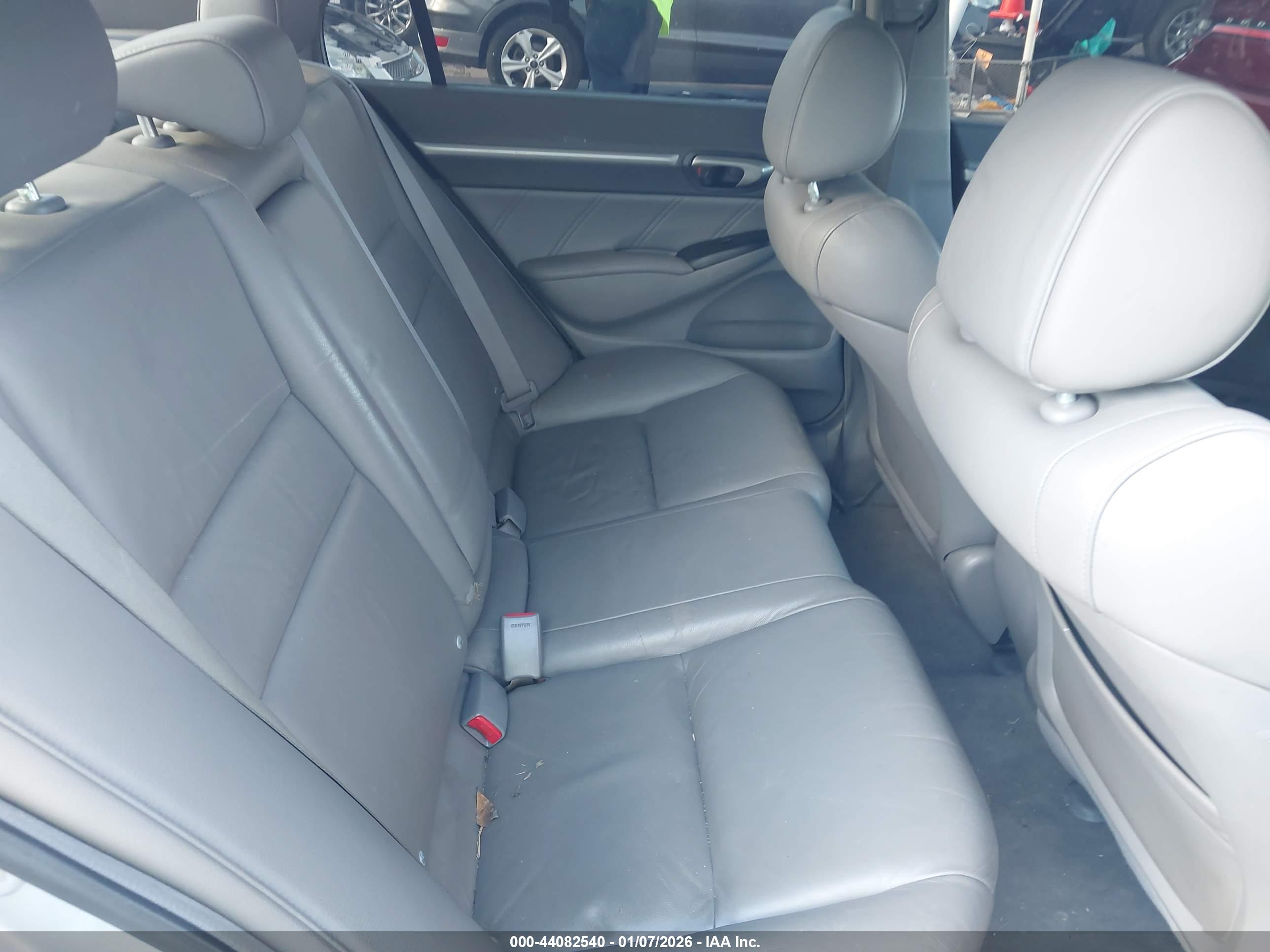 HONDA CIVIC image 8