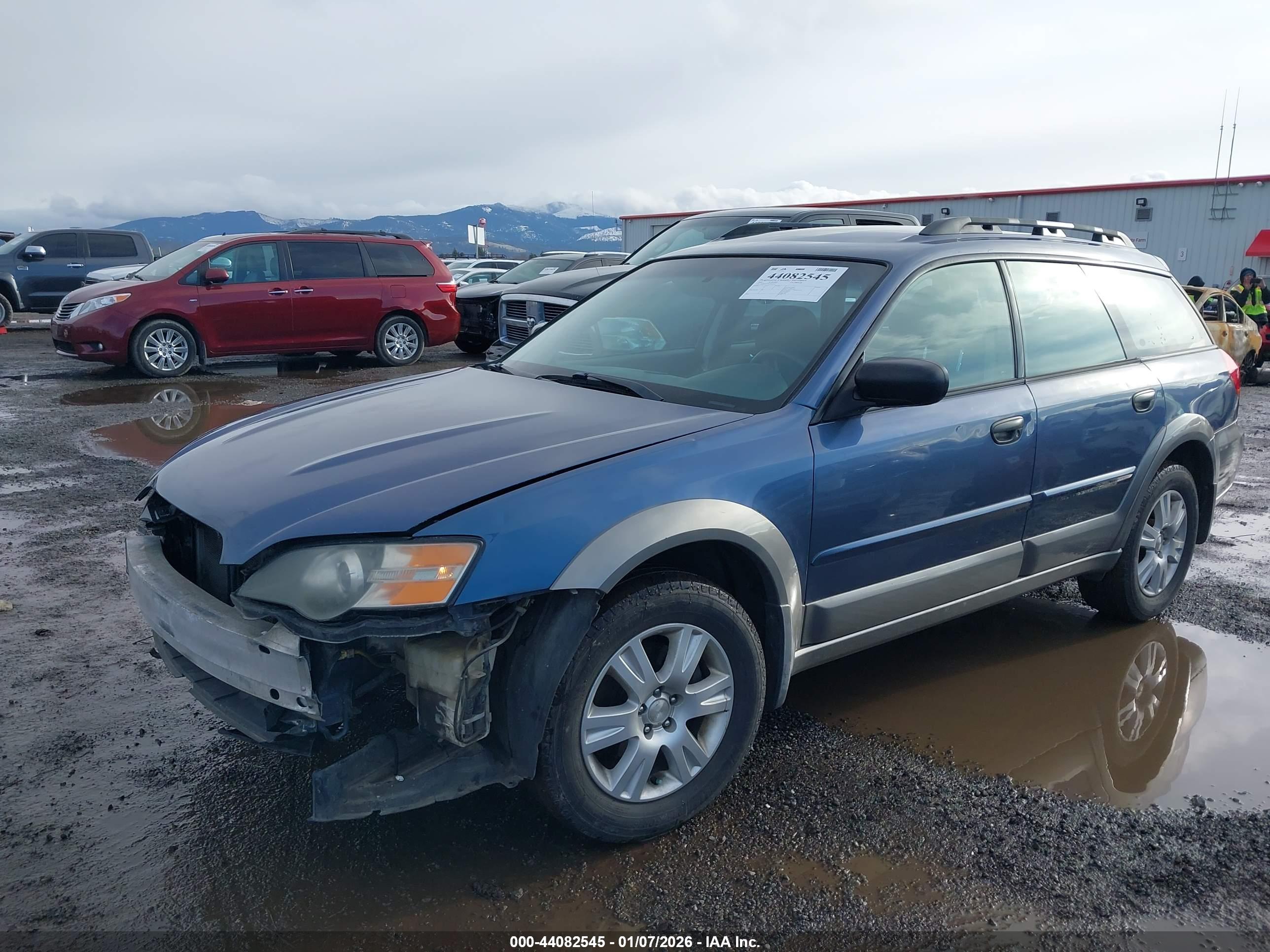 SUBARU OUTBACK image 2