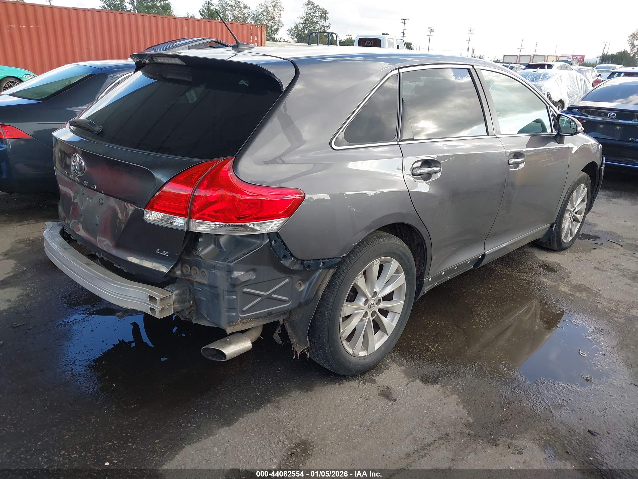 TOYOTA VENZA image 4