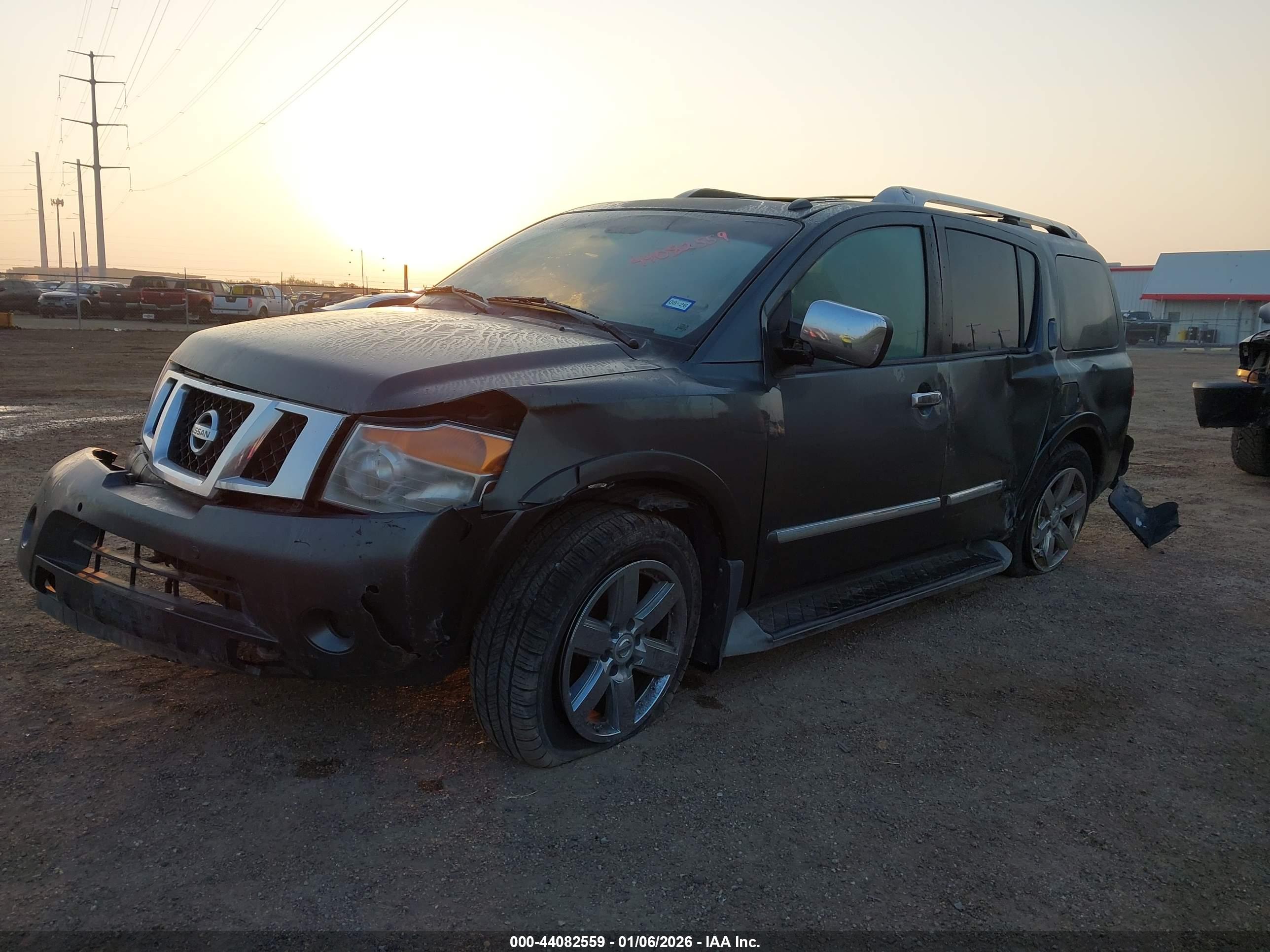 NISSAN ARMADA image 2