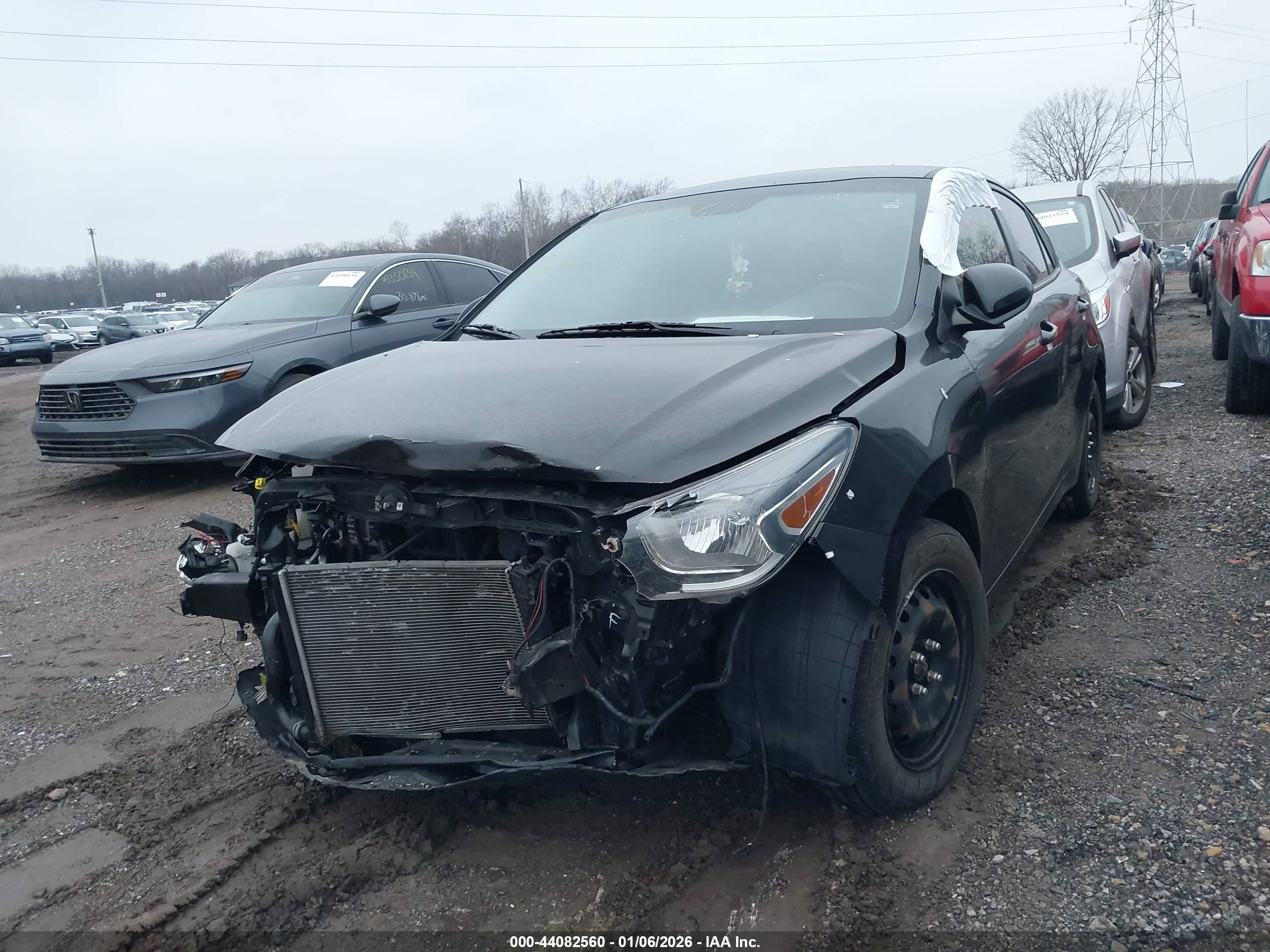 KIA RIO image 6