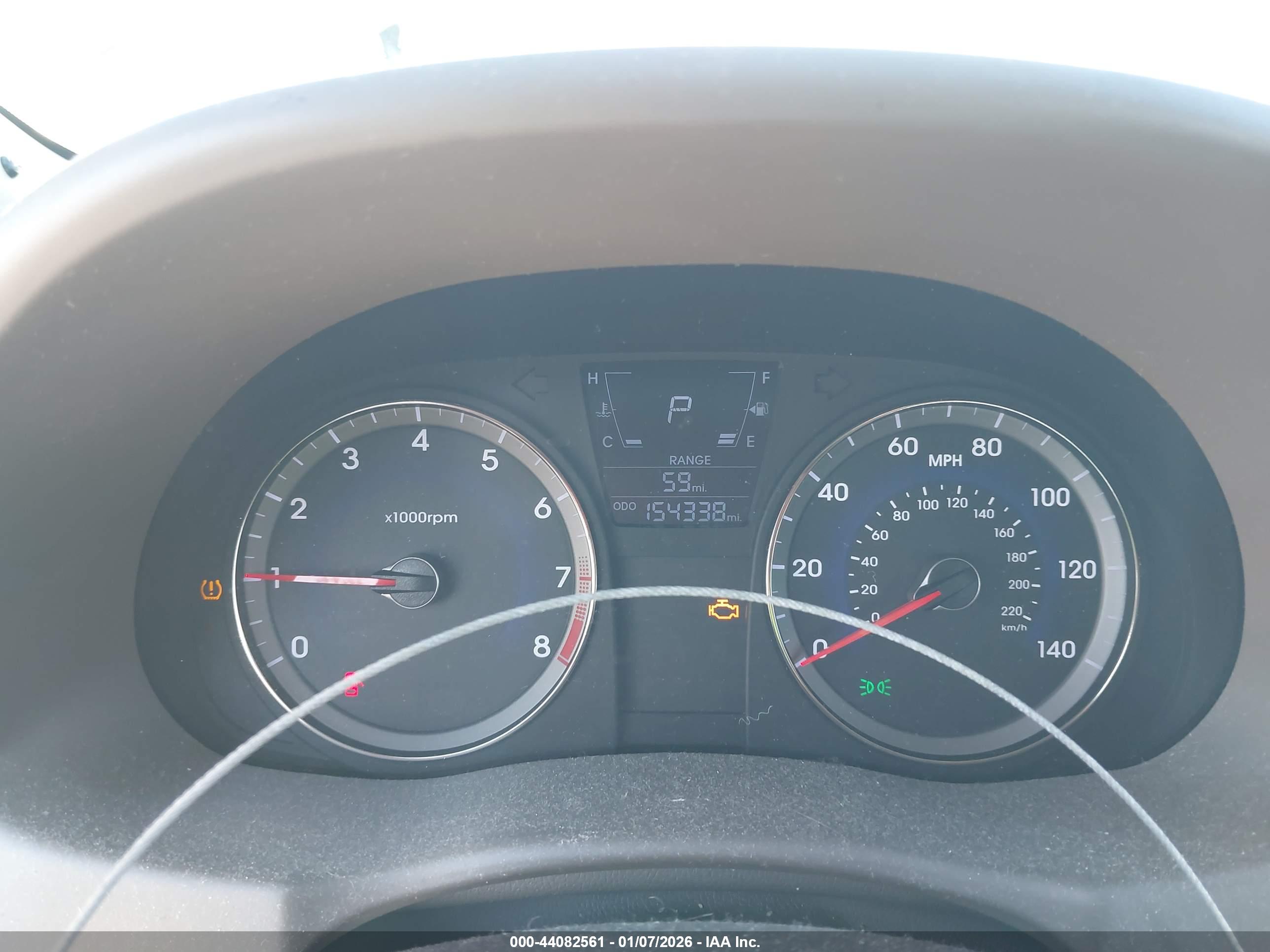 HYUNDAI ACCENT image 7