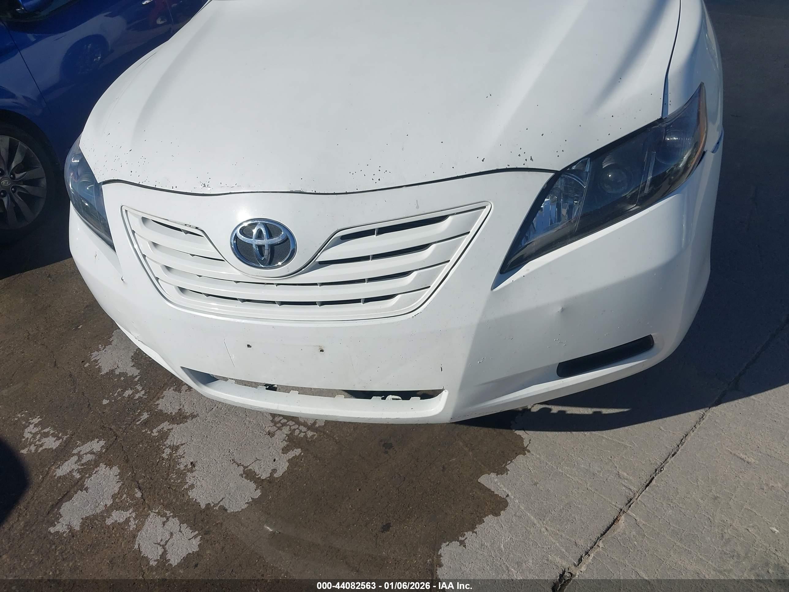 TOYOTA CAMRY image 6