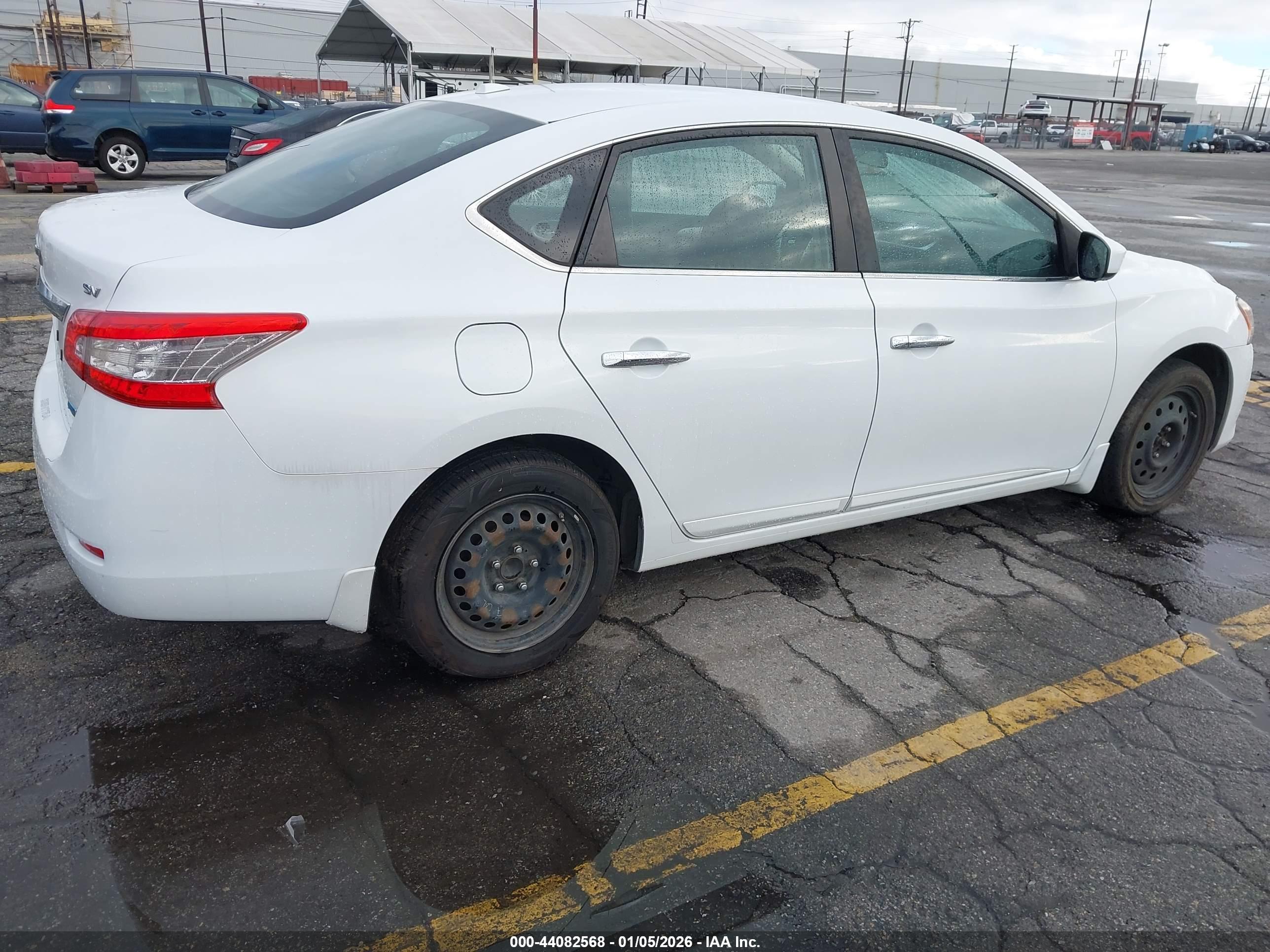 NISSAN SENTRA image 4