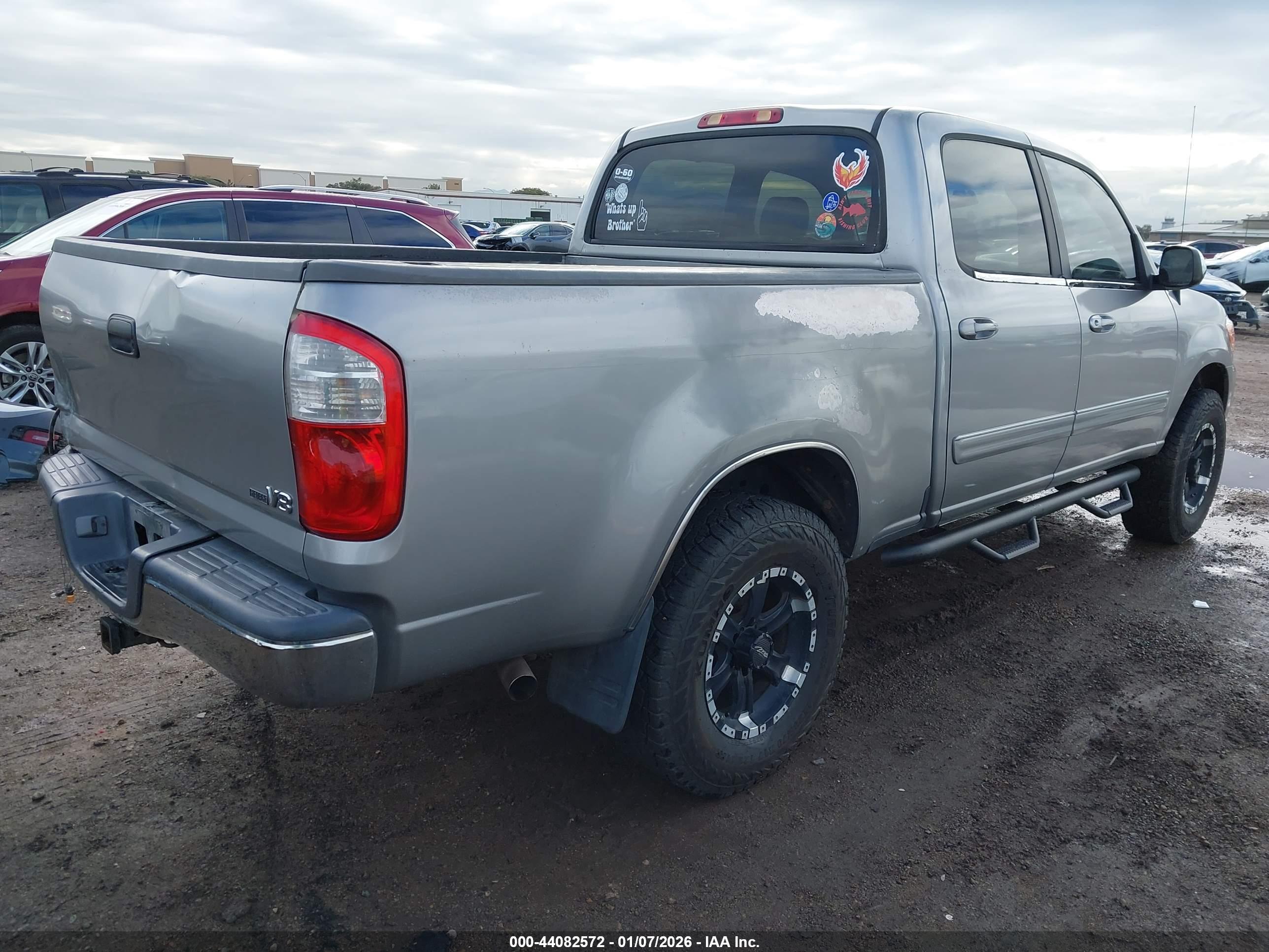 TOYOTA TUNDRA image 4