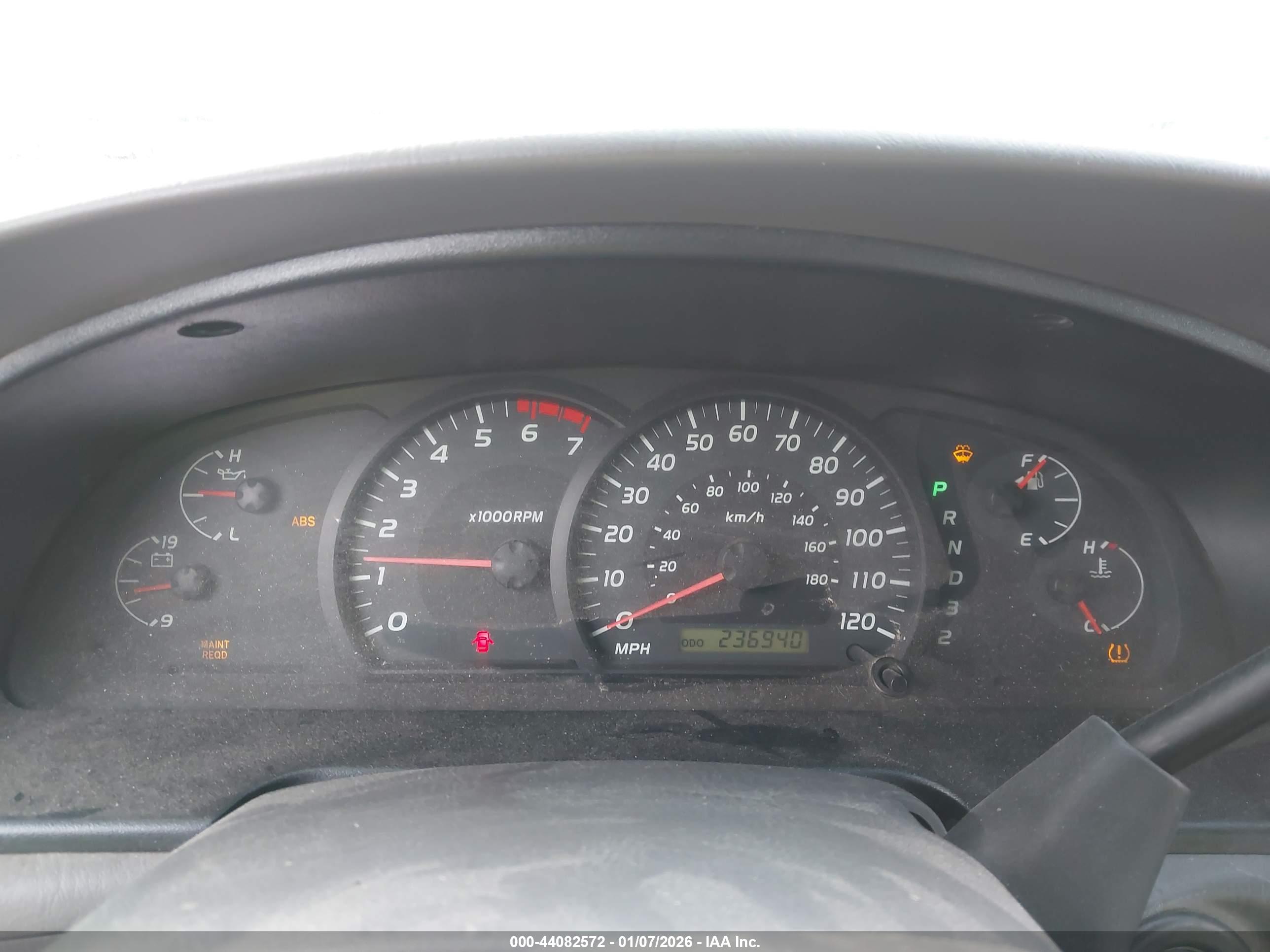 TOYOTA TUNDRA image 7